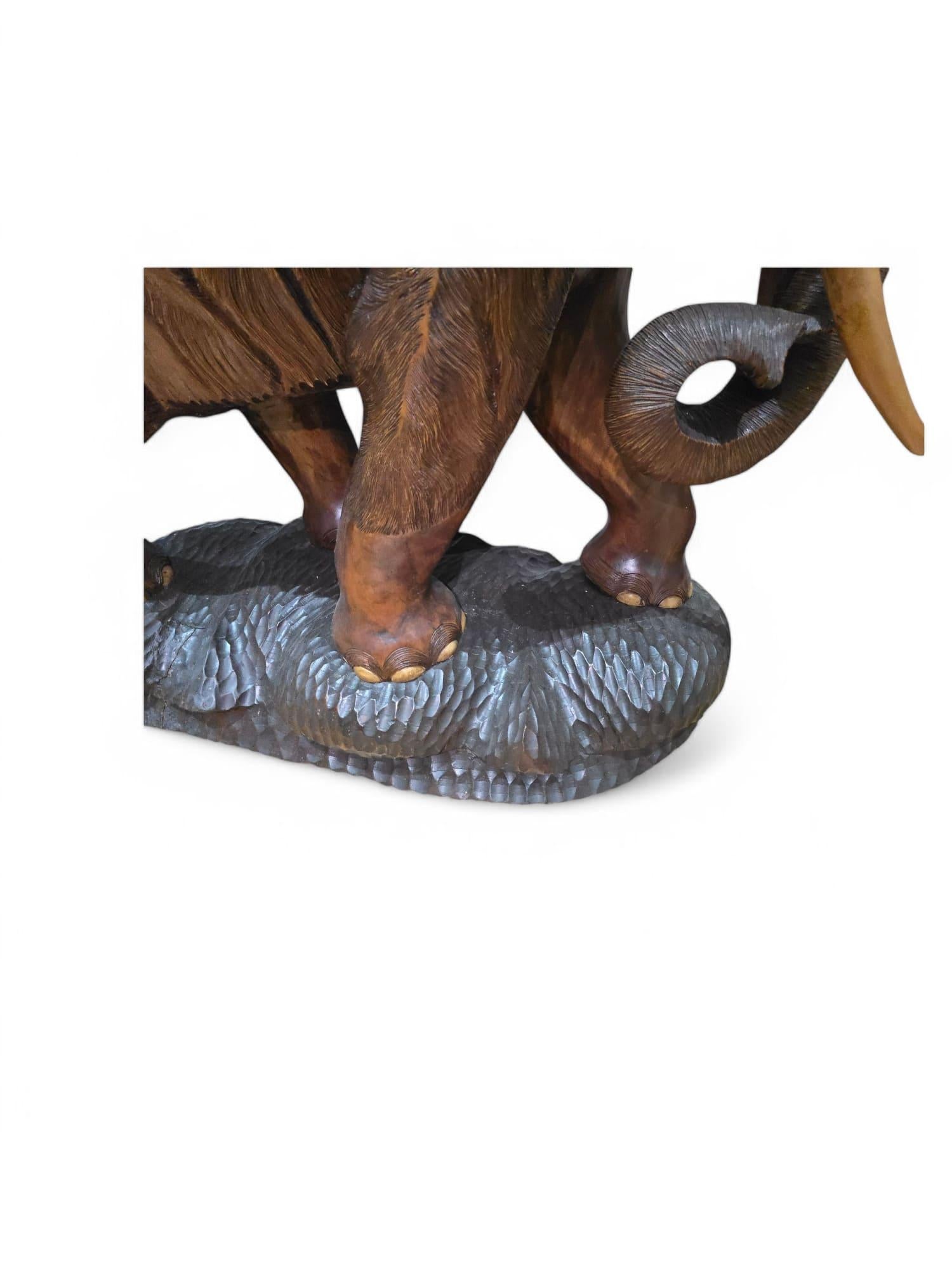 Elefante grande in Wood - anni '50  120 cm in vendita 2