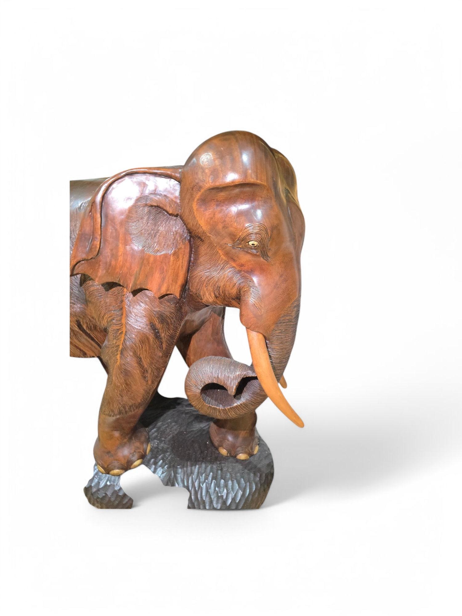 Elefante grande in Wood - anni '50  120 cm in vendita 3