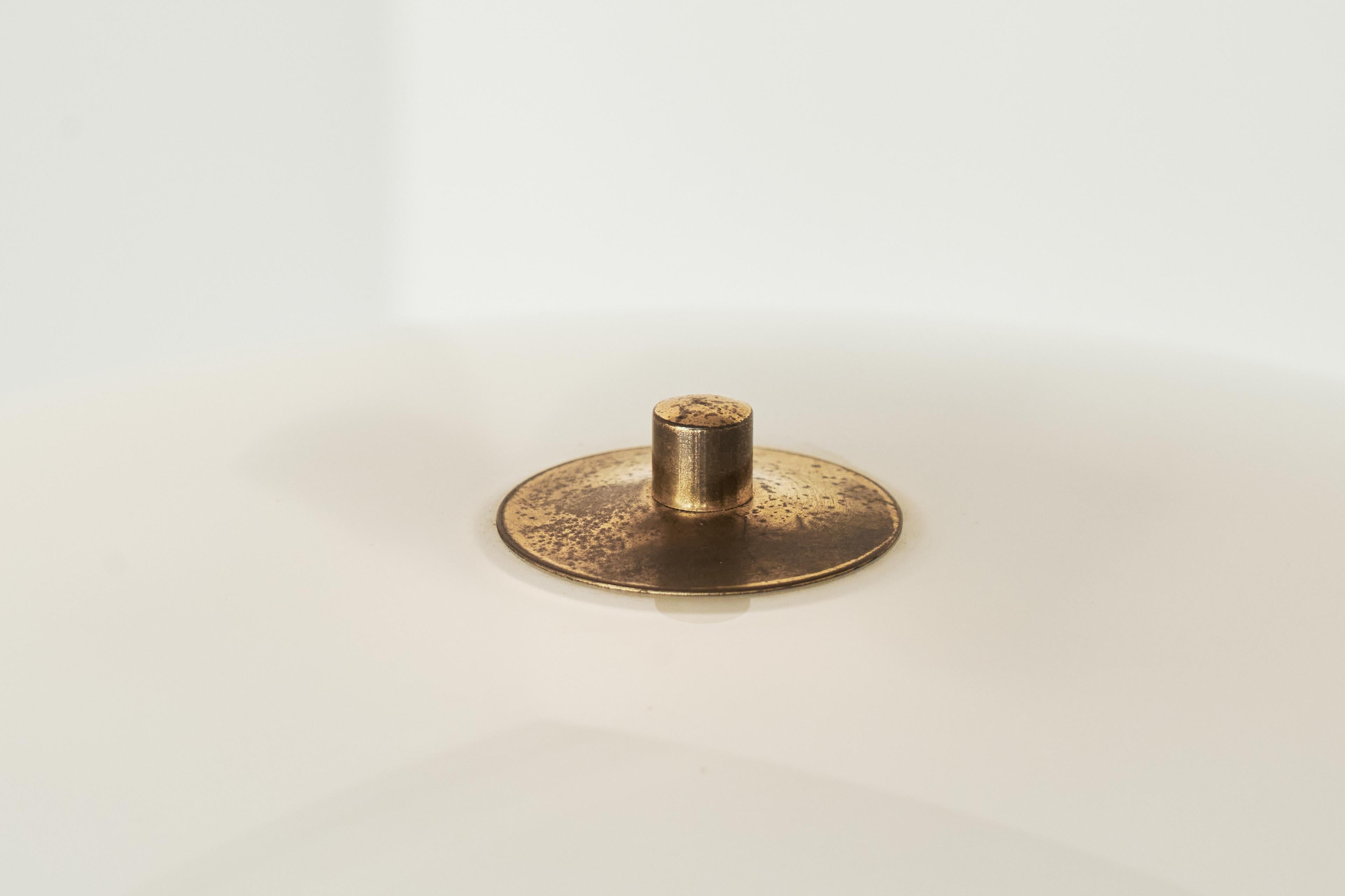 Große Tischlampe „Solist“ aus Metall, Messing und Opalglas für IKEA, 1990 im Angebot 1