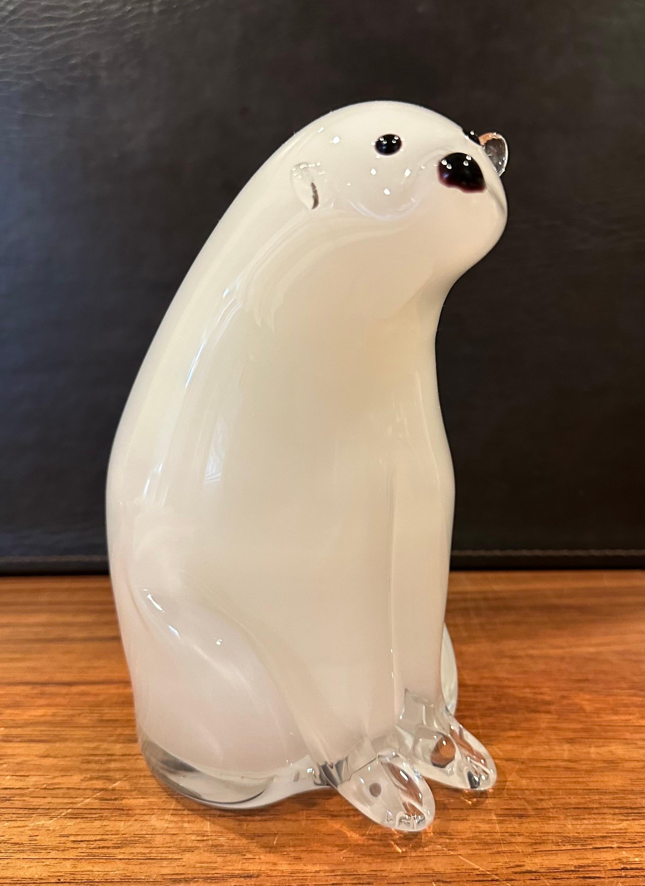 Große Eisbär-Skulptur aus Kunstglas von Murano-Glas Sommerso im Angebot 4