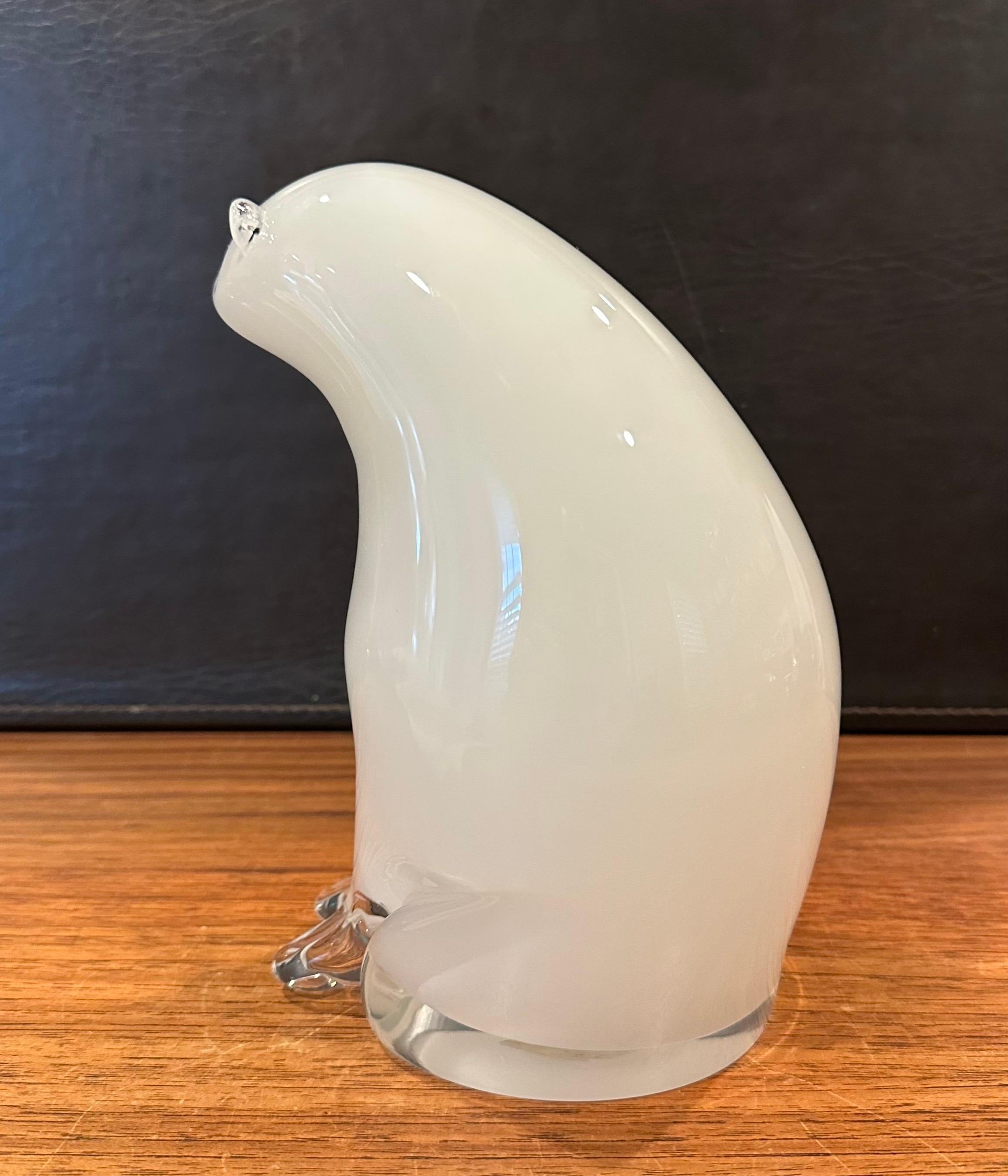 Große Eisbär-Skulptur aus Kunstglas von Murano-Glas Sommerso im Angebot 2