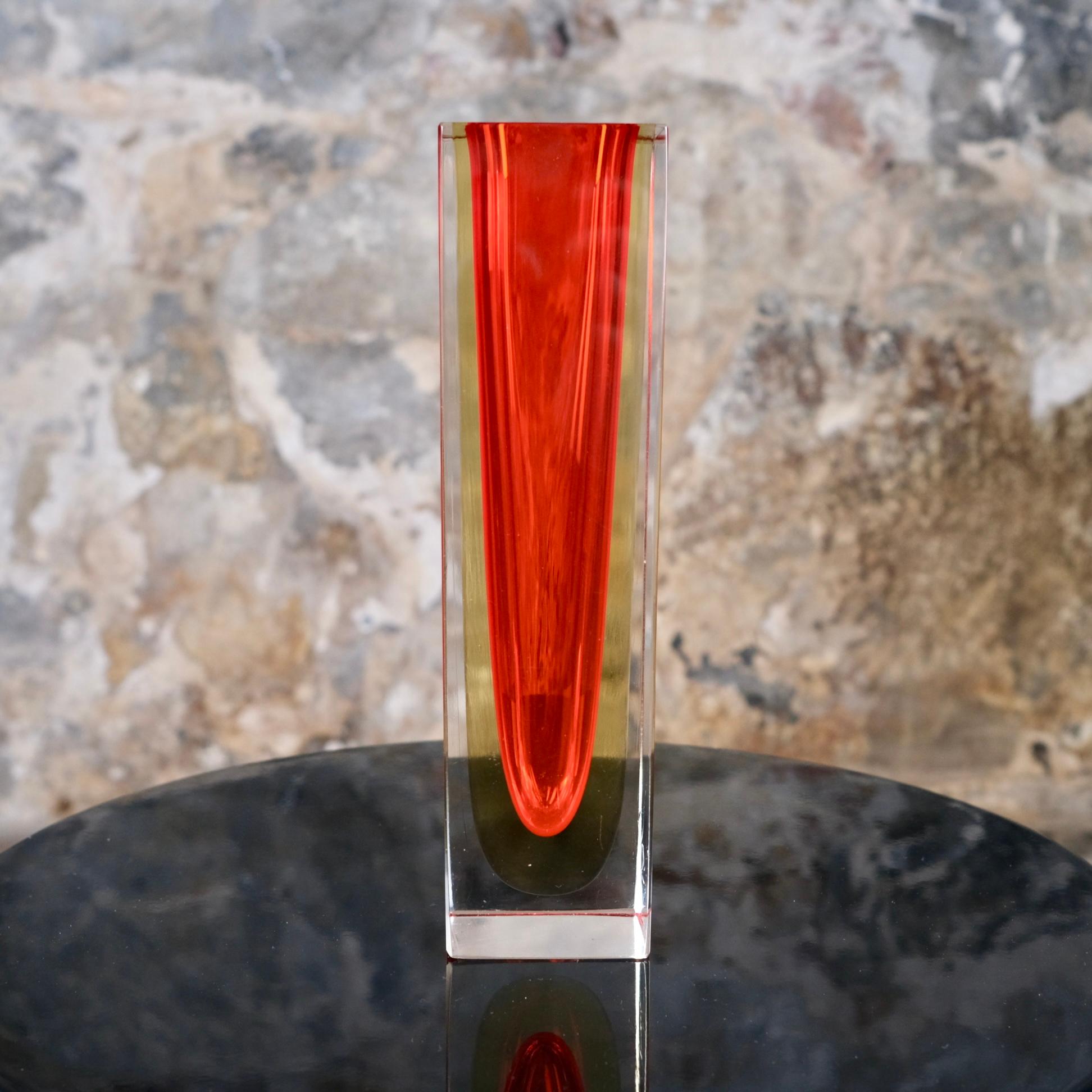 Mid-Century Modern Large Sommerso vase in Murano glass, Italy, 1960s For Sale