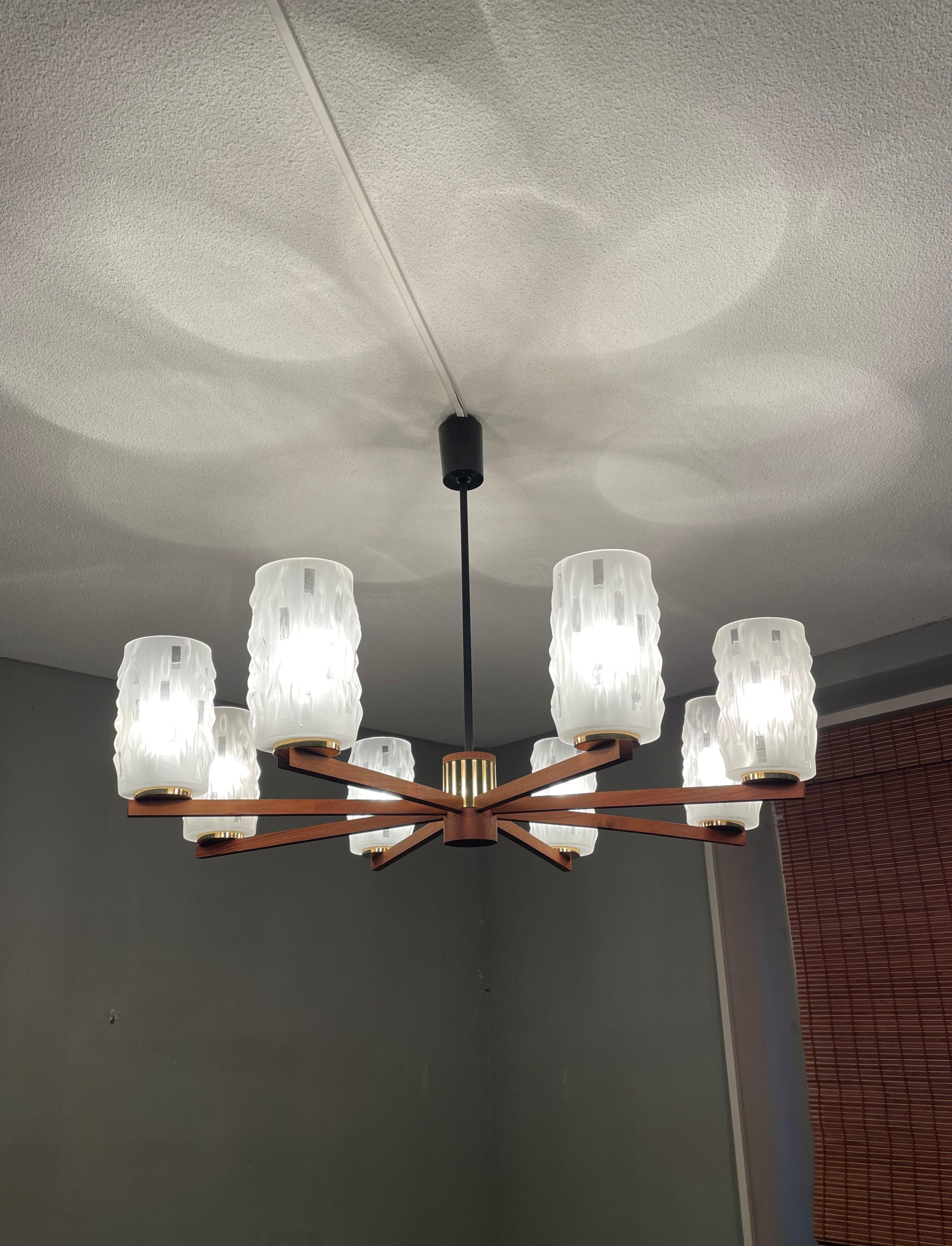 Mid-20th Century Large & Sophisticated Mid-Century Modern 8 Light Chandelier W. Art Glass Shades For Sale