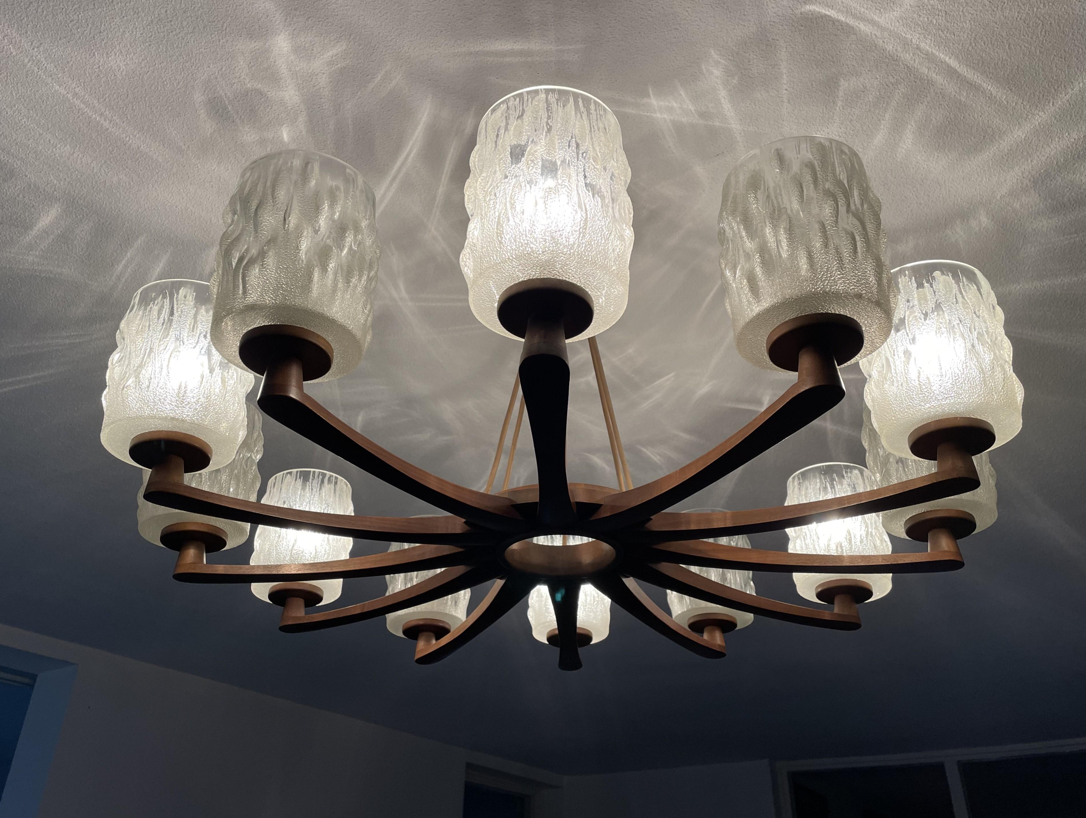 Large & Sophisticated Mid-Century Modern, Wood and Art Glass 12 Light Chandelier For Sale 8