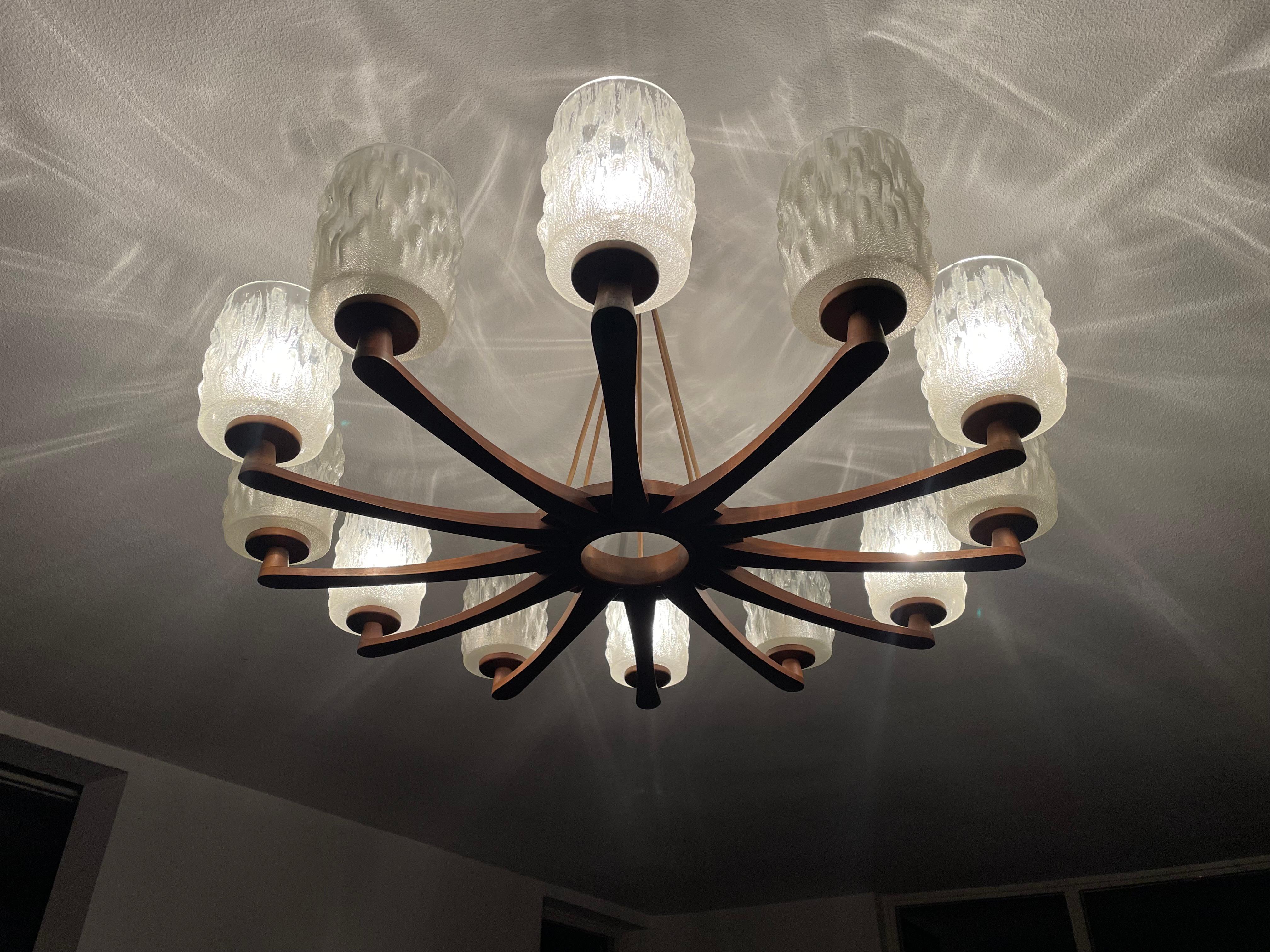 20th Century Large & Sophisticated Mid-Century Modern, Wood and Art Glass 12 Light Chandelier For Sale