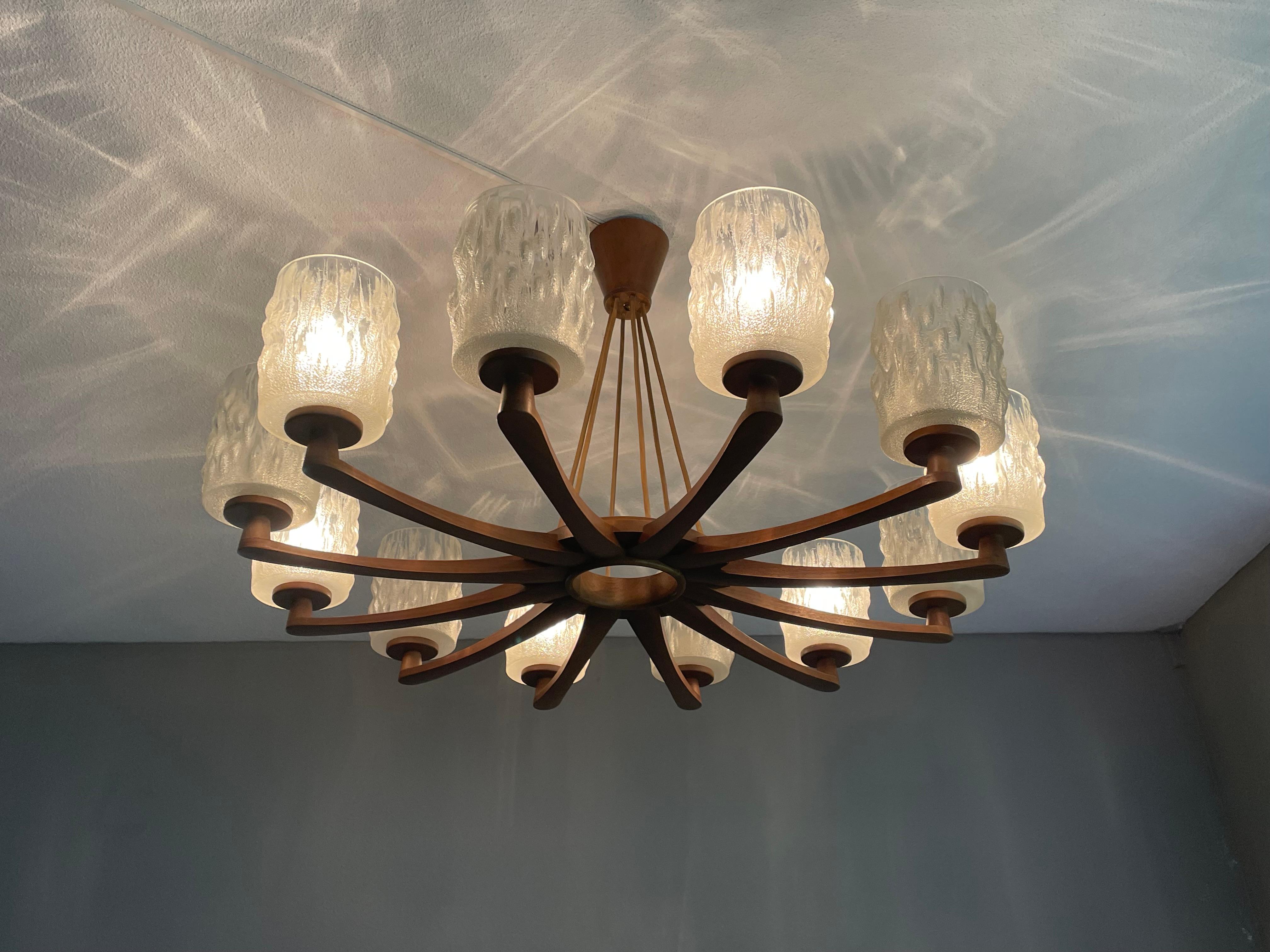 Large & Sophisticated Mid-Century Modern, Wood and Art Glass 12 Light Chandelier For Sale 1