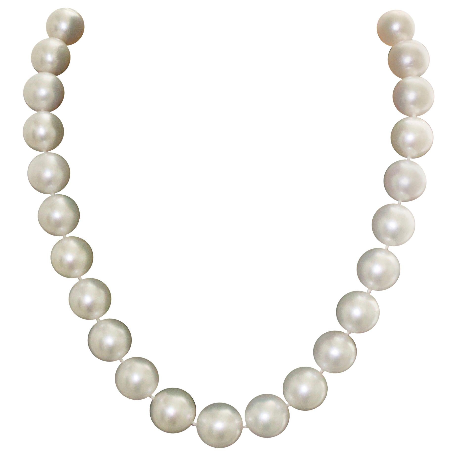 Large South Sea Pearl Necklace with 18 Karat Diamond Clasp