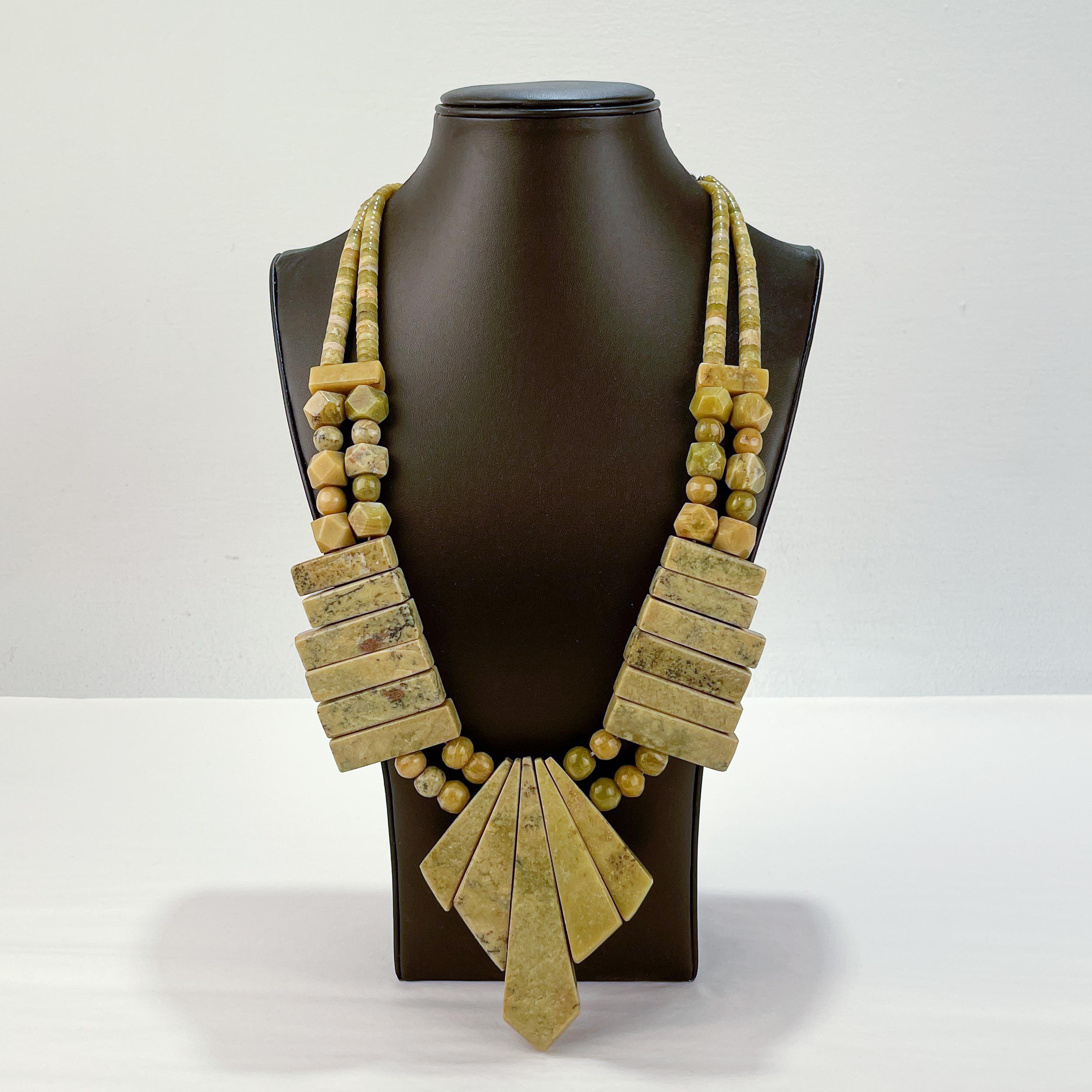 Große Halskette aus Gaspeit und Silber im Navajo-Stil aus dem Südwesten für Damen oder Herren im Angebot