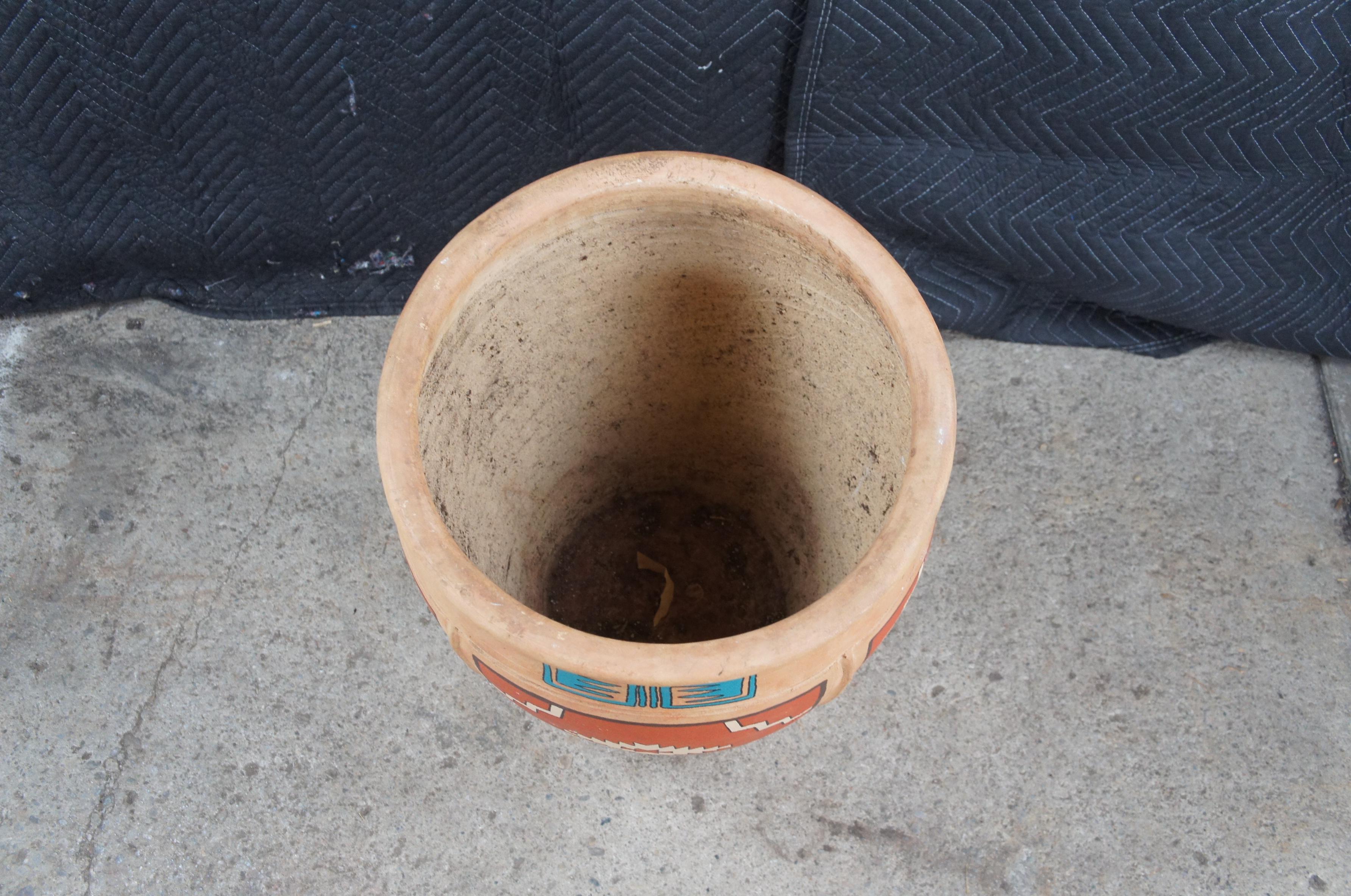 Vaso grande Southwestern dipinto a mano in ceramica di argilla In condizioni buone in vendita a Dayton, OH