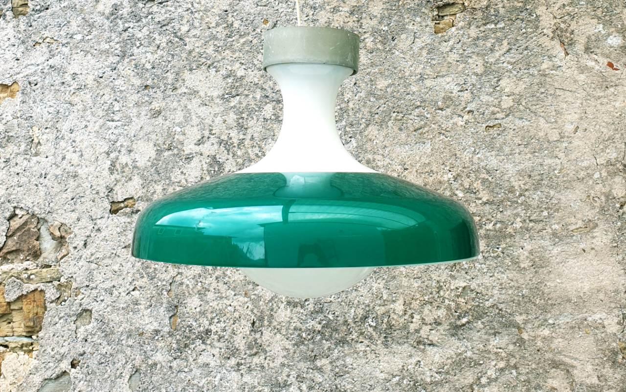 Grand plafonnier de l'ère spatiale, verre dépoli et plexiglas, Italie, années 70 en vente 1