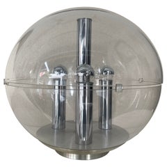 Gran lámpara de bolas de metal y lucita Space Age, Italia, años 70