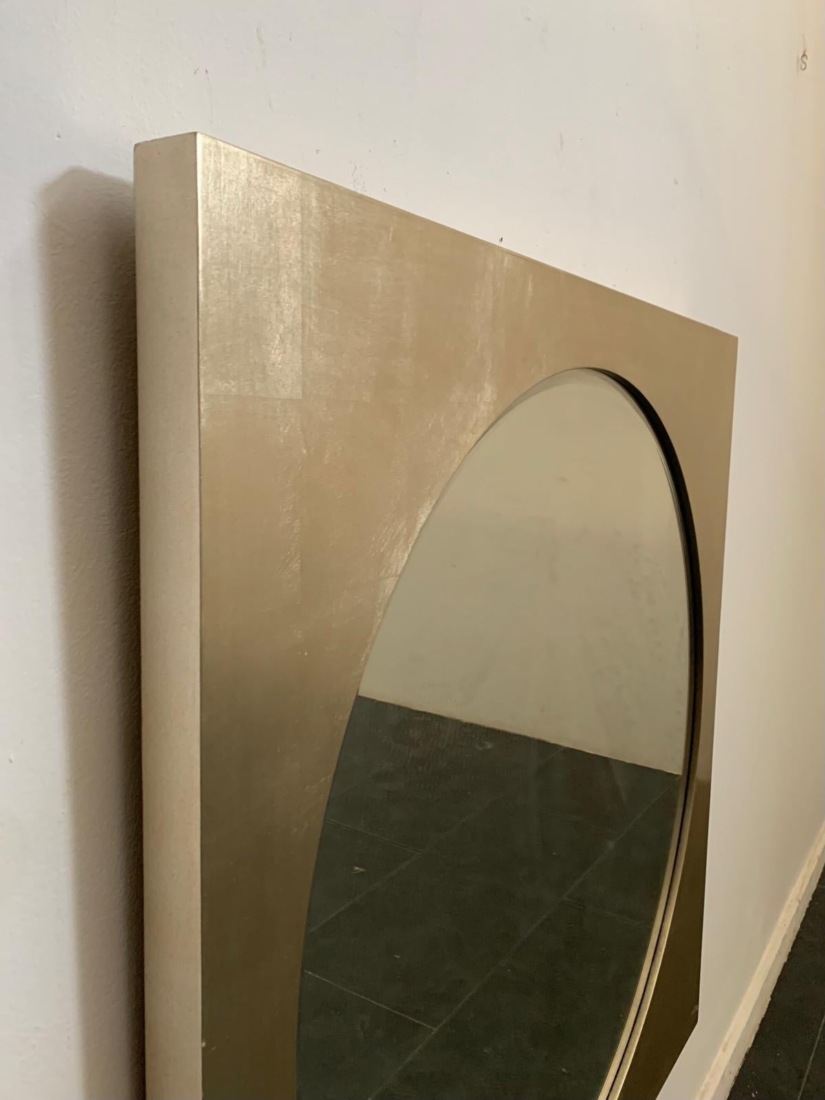 Foglia d’argento Grande specchio A Space Age in legno con finitura a foglia d'argento, anni '70 in vendita