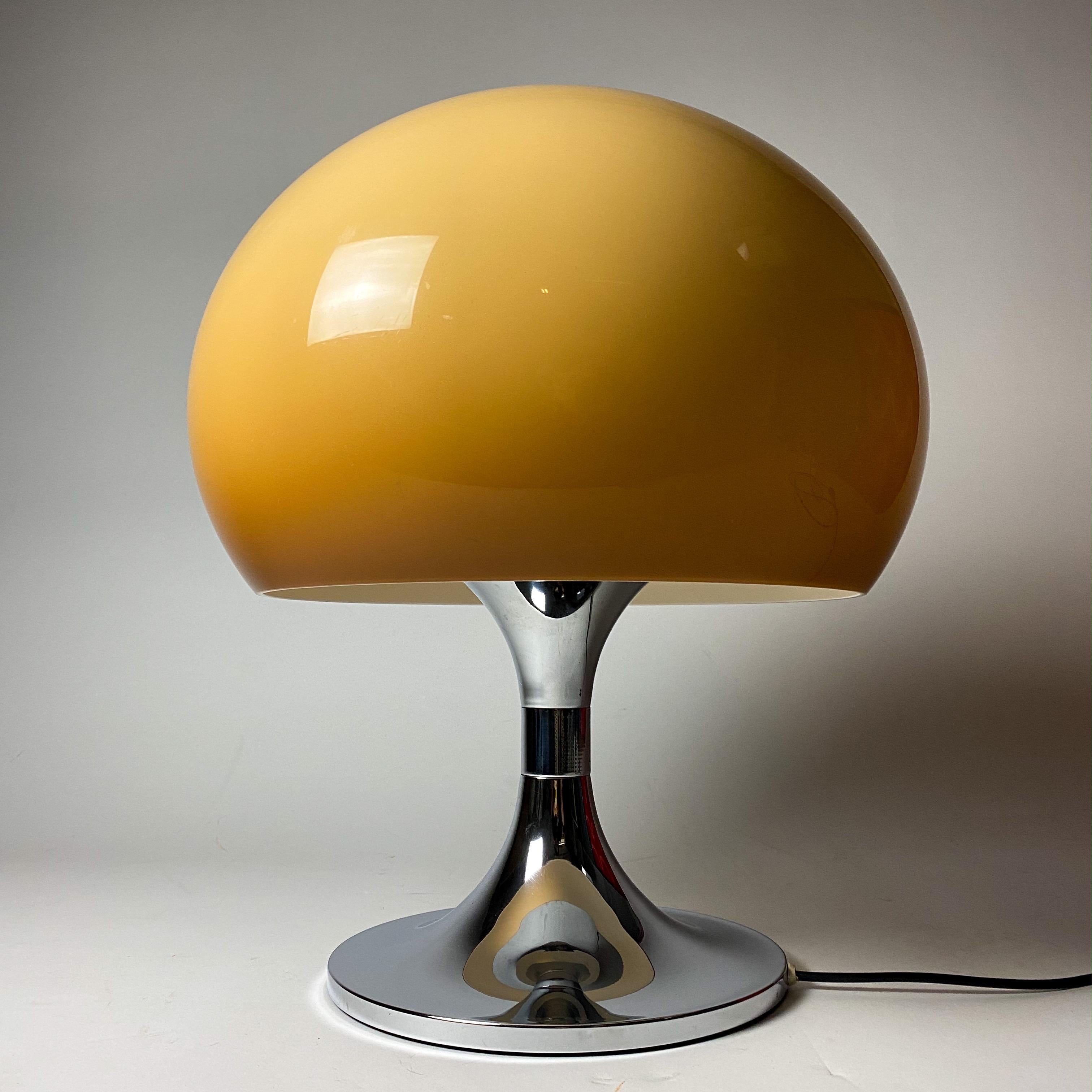 guzzini style lamp