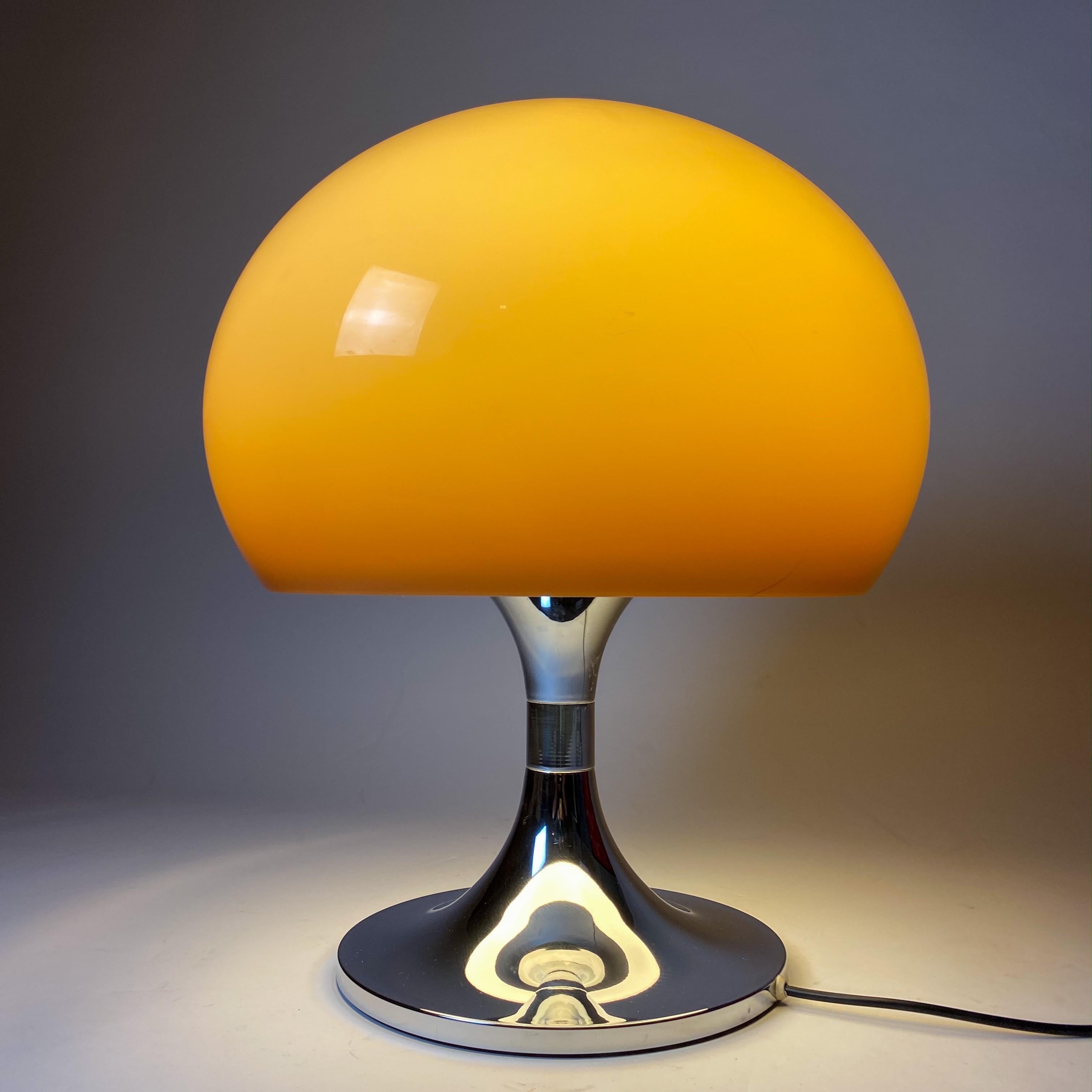 guzzini mushroom lamp