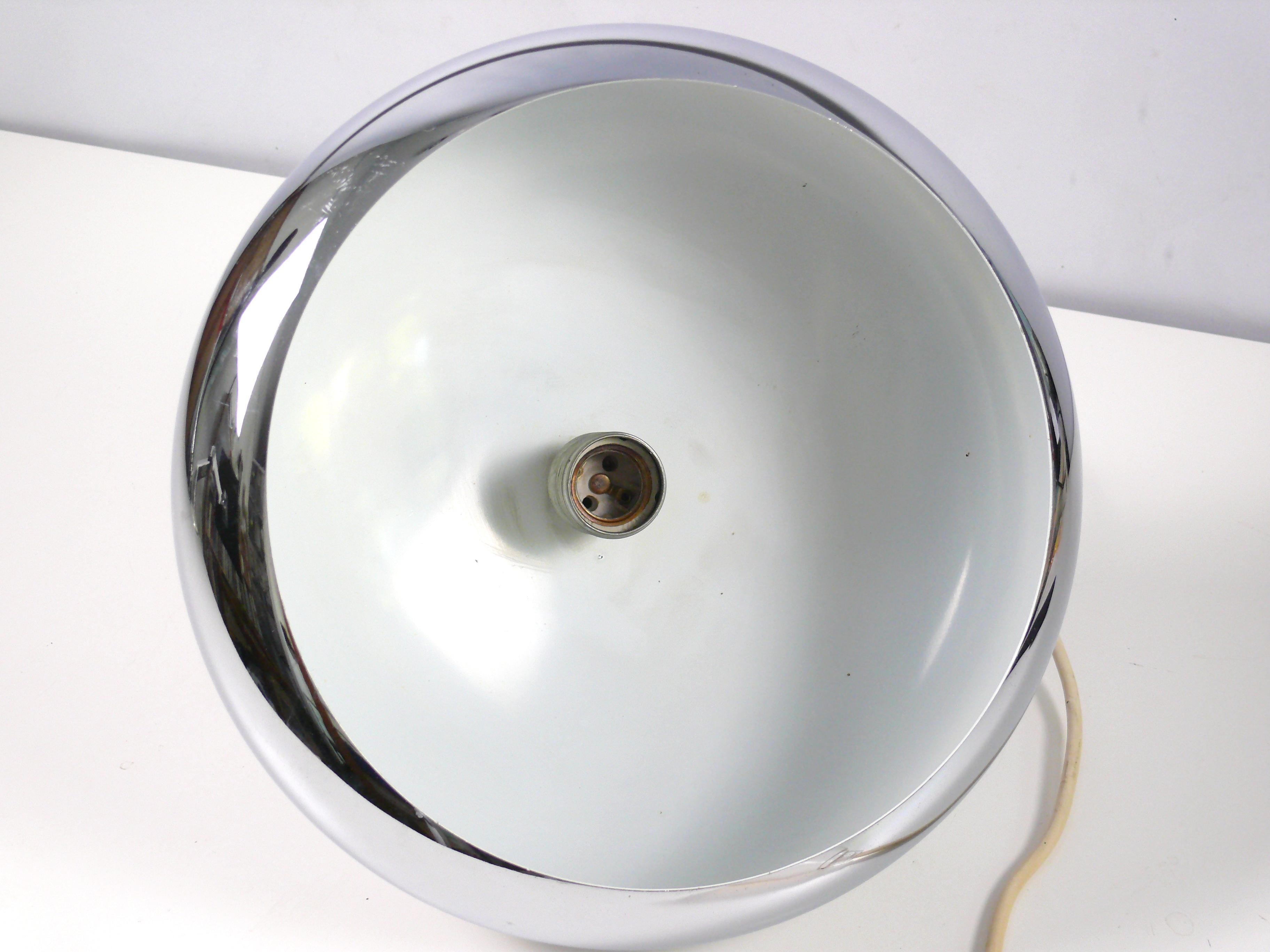 Large Space Age Pendant lamp, Germany, 1960s In Good Condition For Sale In Schwerin, MV