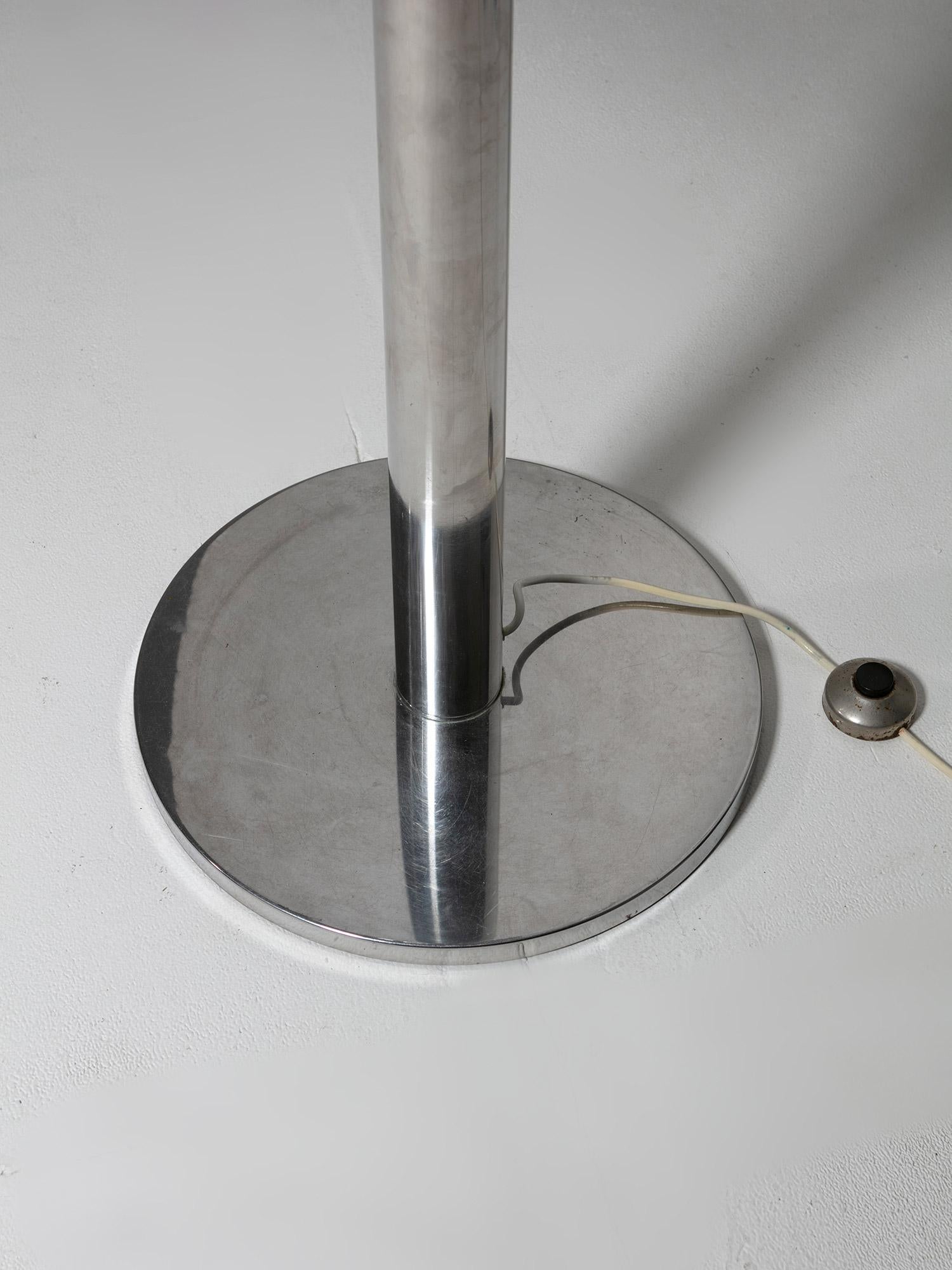 Grand lampadaire en acier de l'ère spatiale par Lampter, Italie, 1970 en vente 4