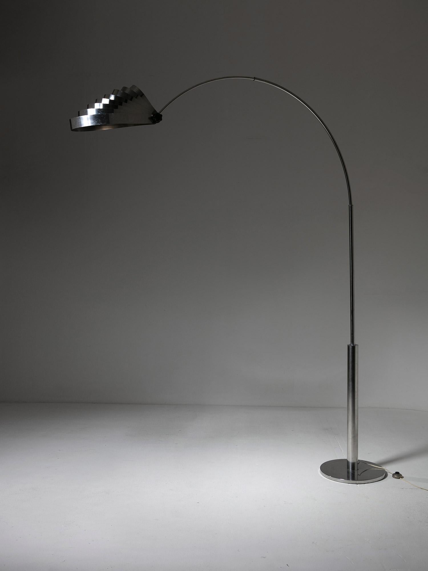 italien Grand lampadaire en acier de l'ère spatiale par Lampter, Italie, 1970 en vente