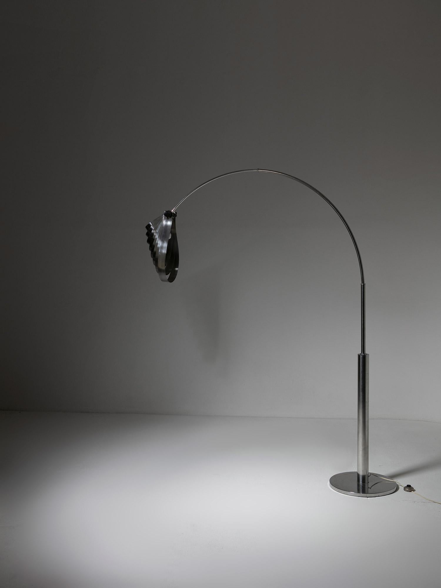Fin du 20e siècle Grand lampadaire en acier de l'ère spatiale par Lampter, Italie, 1970 en vente