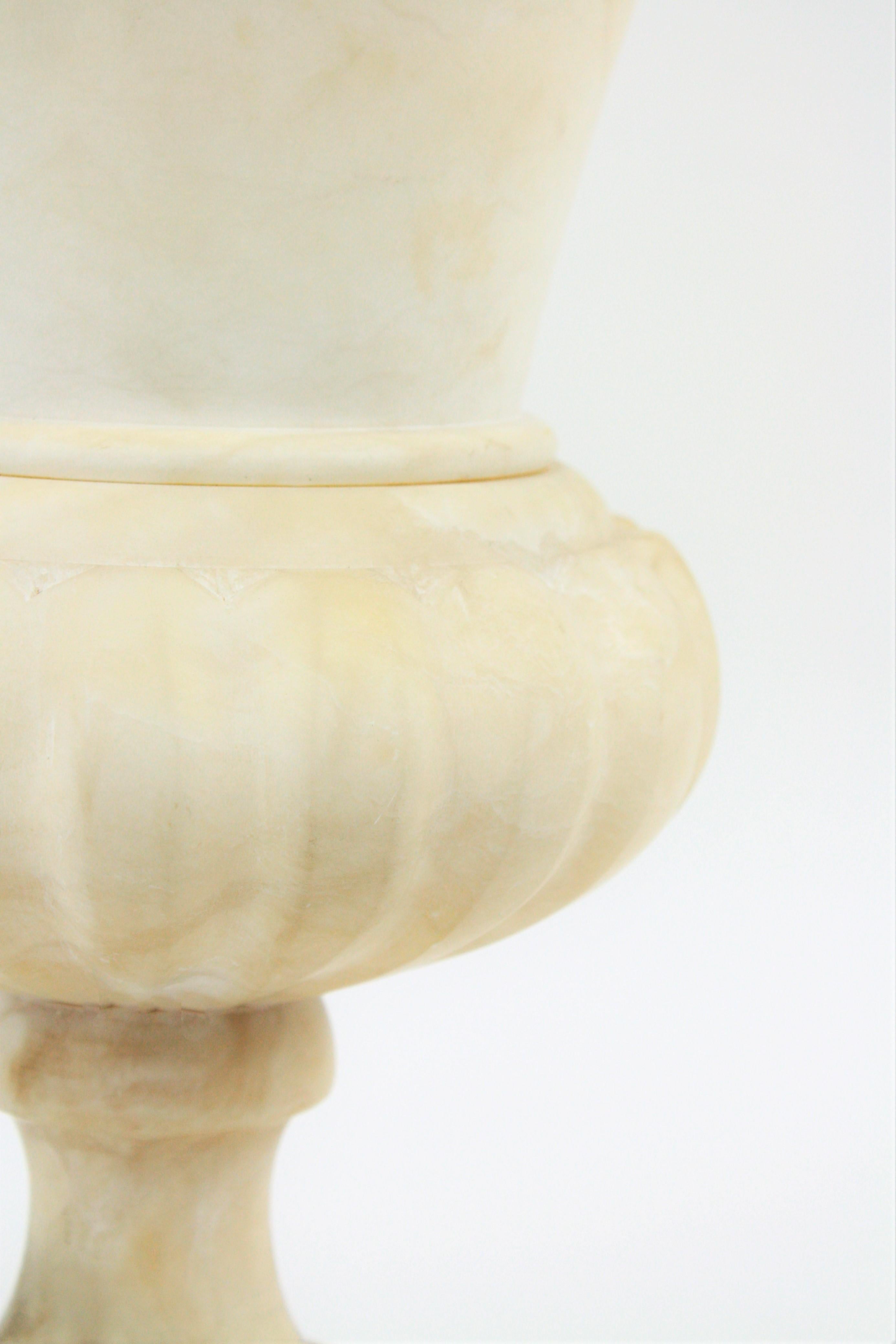 Large Spanish 1930s Neoclassical Art Deco Alabaster Urn Table Lamp 4