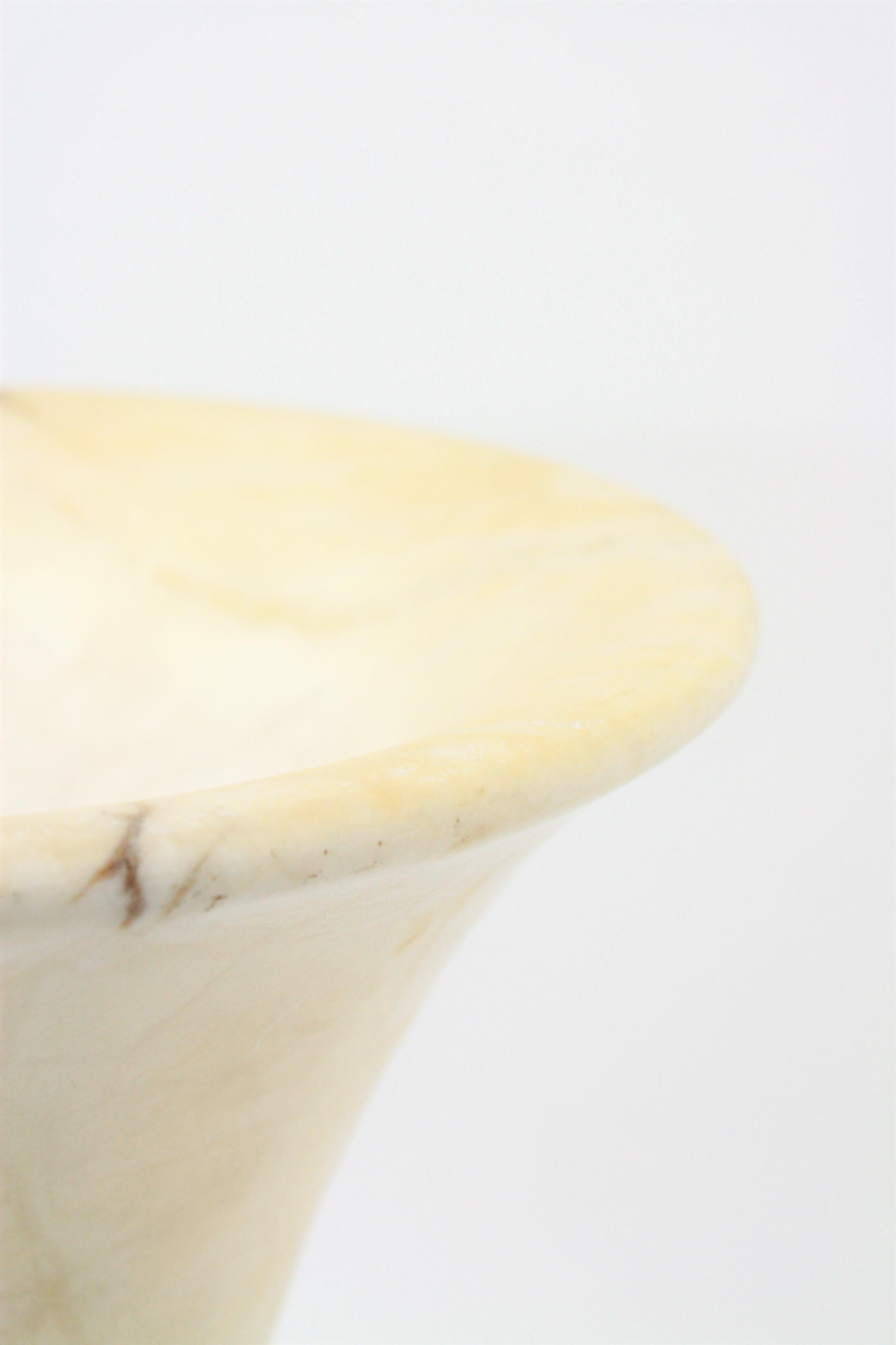 Large Spanish 1930s Neoclassical Art Deco Alabaster Urn Table Lamp 7