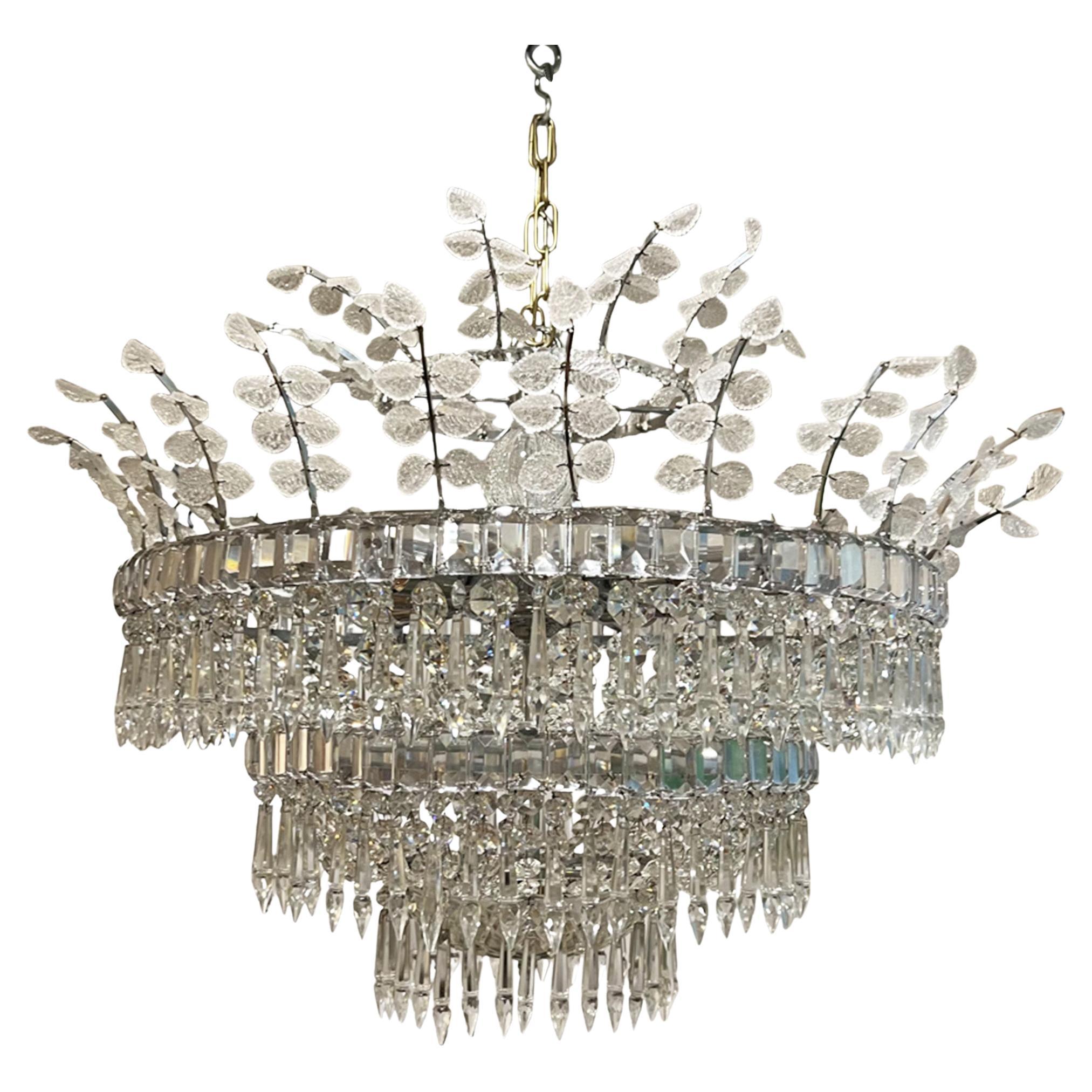Large Spanish 1960s Crystal Chandelier in the Baguès Style