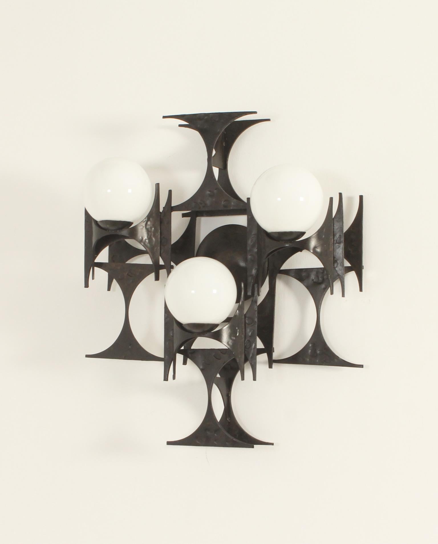 Mid-20th Century Large Spanish Brutalist Sconce in Forged Iron from 1960's For Sale