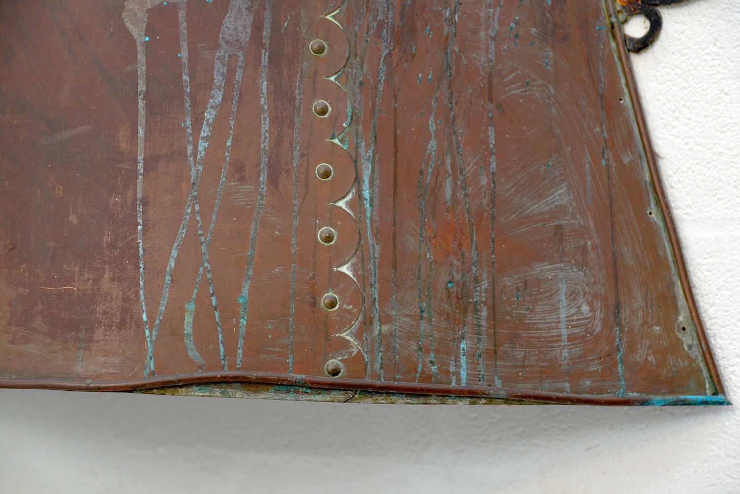 Große spanische Kupfer gebogene konische Kamin Kamin Haube Baldachin 1960er Jahre Lounge im Angebot 7