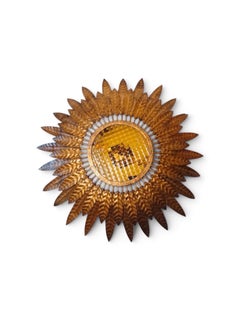 Große spanische Crown Sunburst Leuchte in vergoldetem Metall Kurve Glas, um 1950