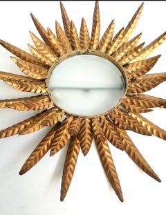 Gran empotrable Sunburst de oro dorado español de cristal redondo , circa 1950