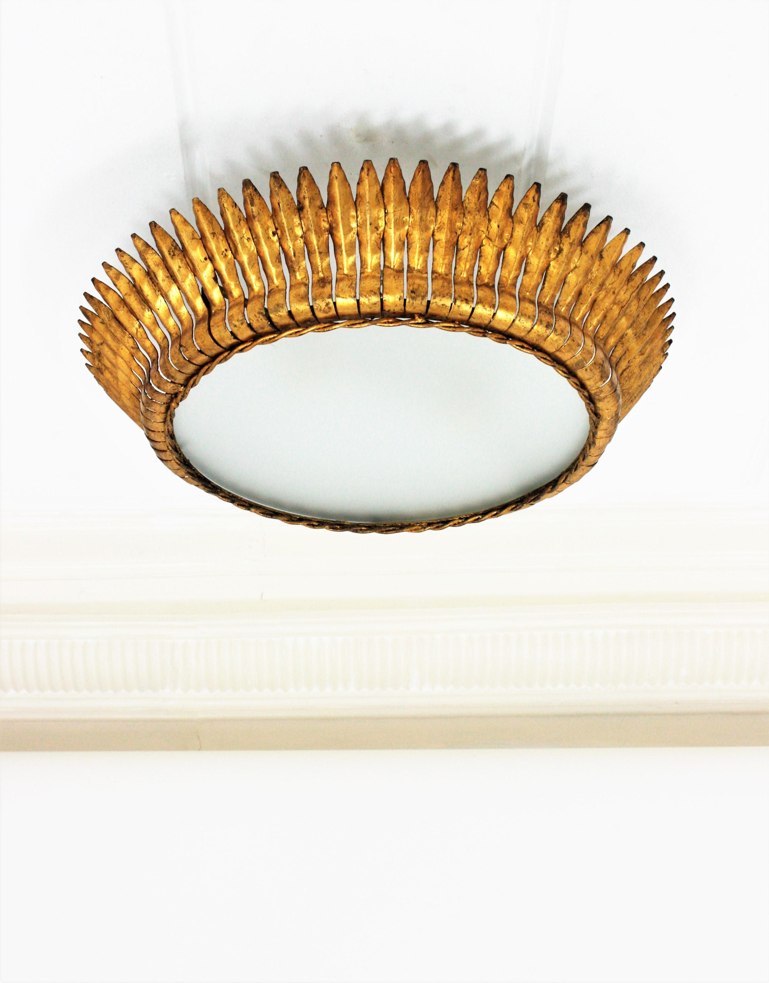 Large Spanish Gilt Metal Crown Sunburst Leafed Light Fixture with Frosted Glass In Good Condition In Barcelona, ES