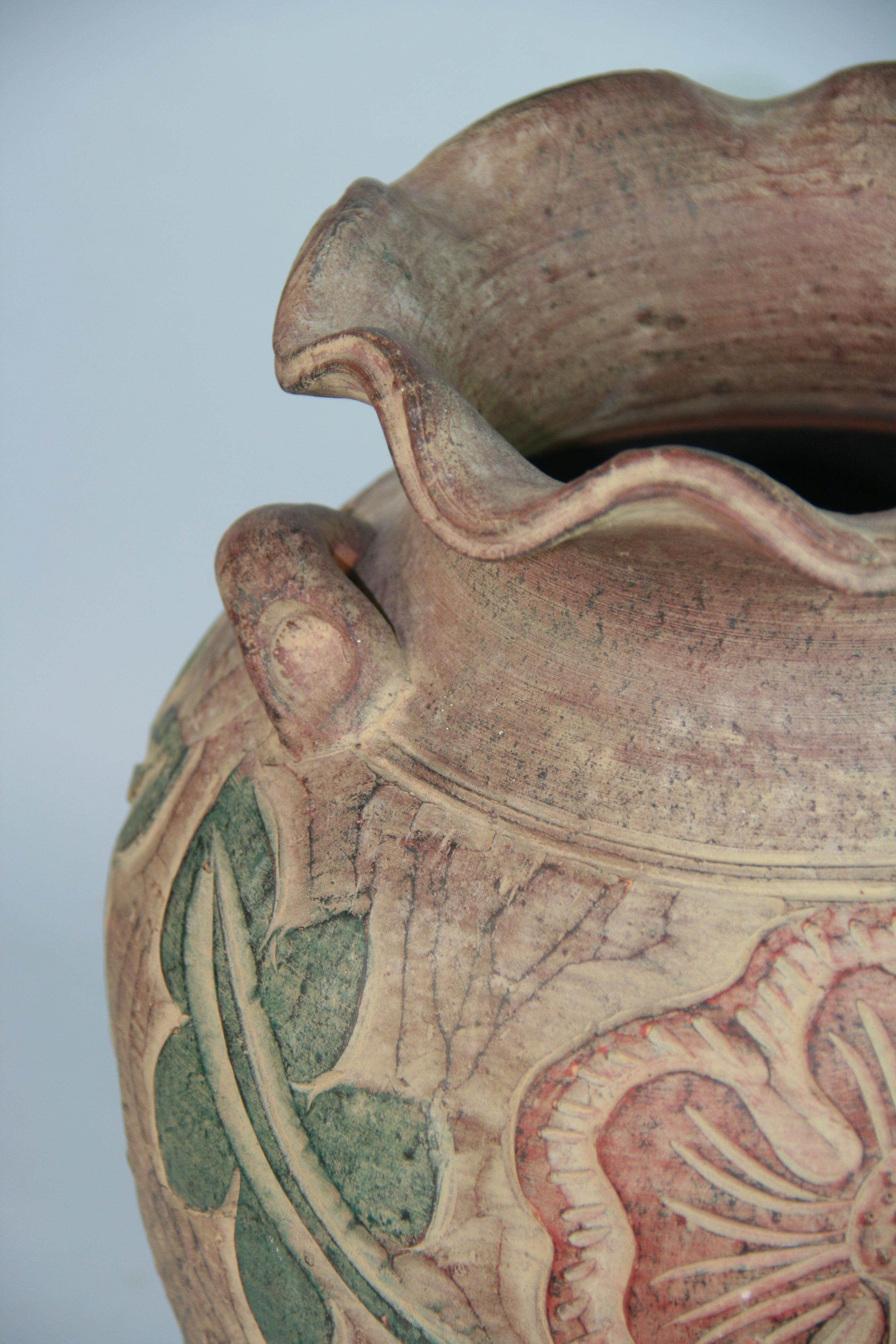 Grande vaso spagnolo in terracotta incisa in vendita 4