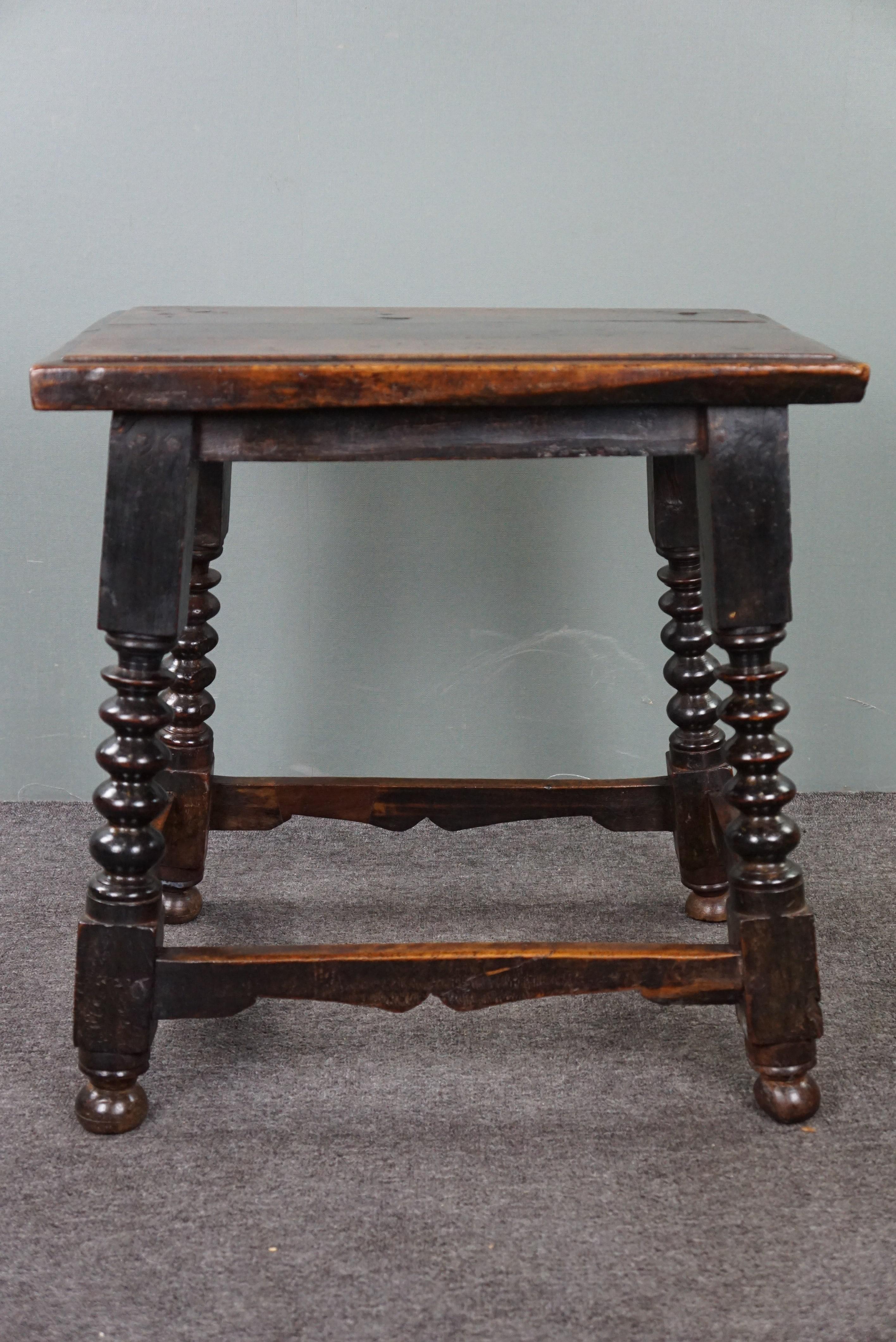 18th Century and Earlier Large Spanish joint stool from the late 16th century with twisted legs For Sale