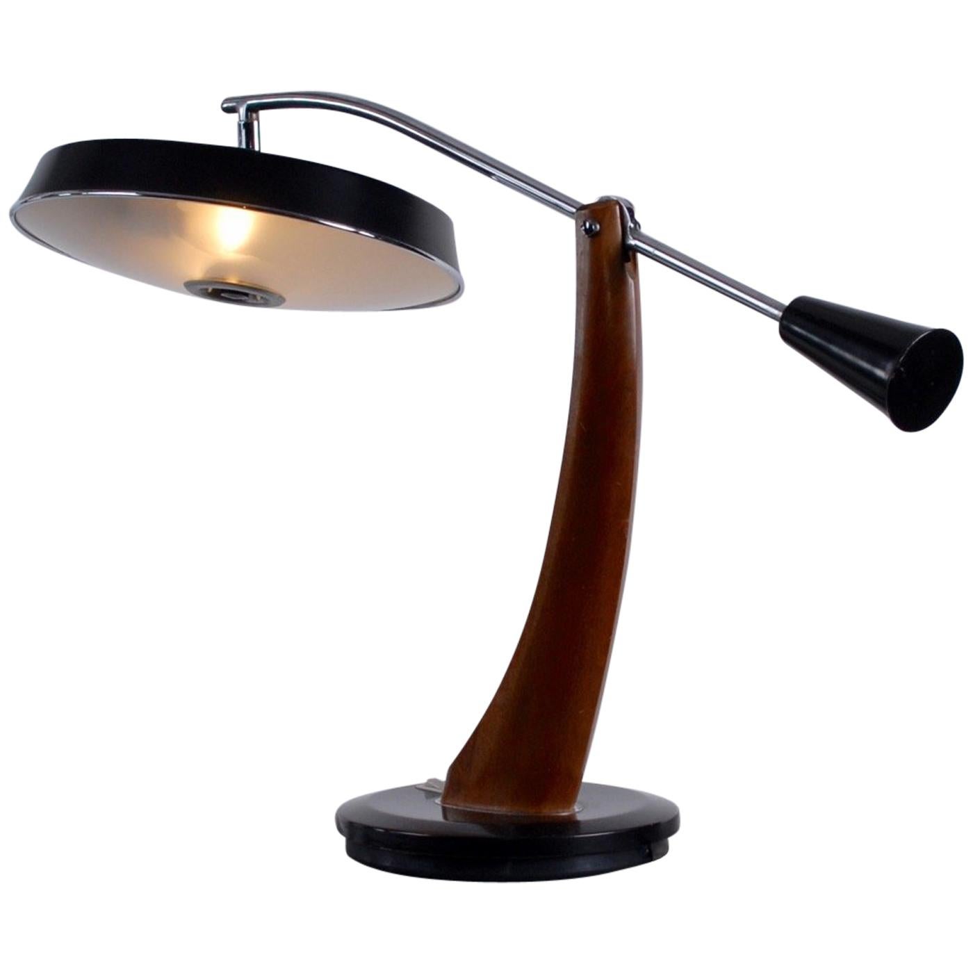 Large Spanish Mid-Century Modern Adjustable Metal and Oak Desk Table Lamp Fase For Sale