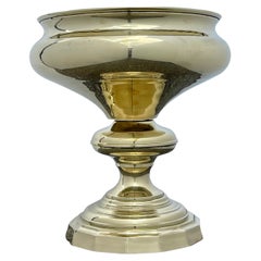 Centre de jardinage en laiton poli du milieu du siècle Jardiniere