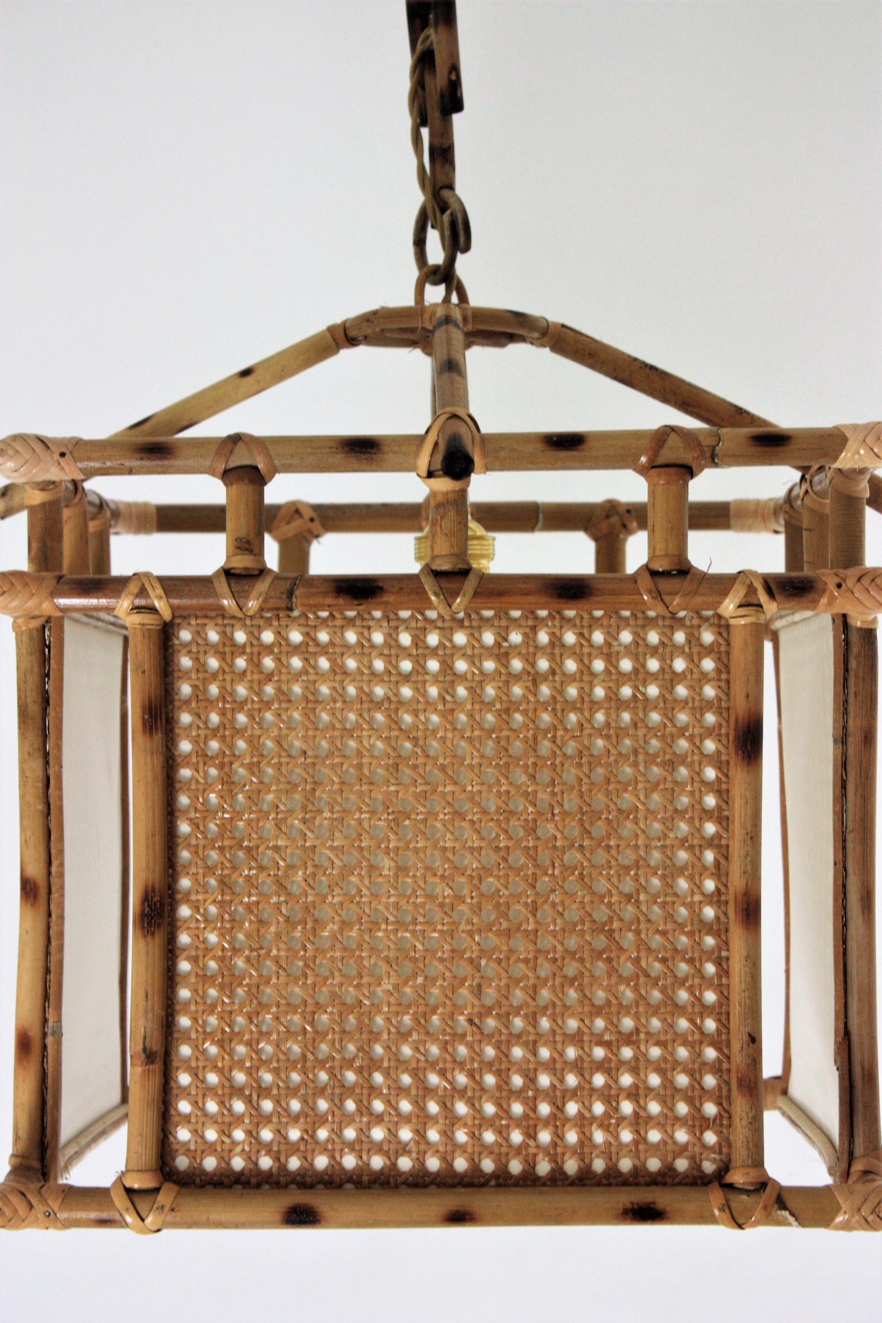 Large Spanish Rattan Wicker Wire Pendant Lantern Chinoiserie Inspired, 1960s For Sale 7