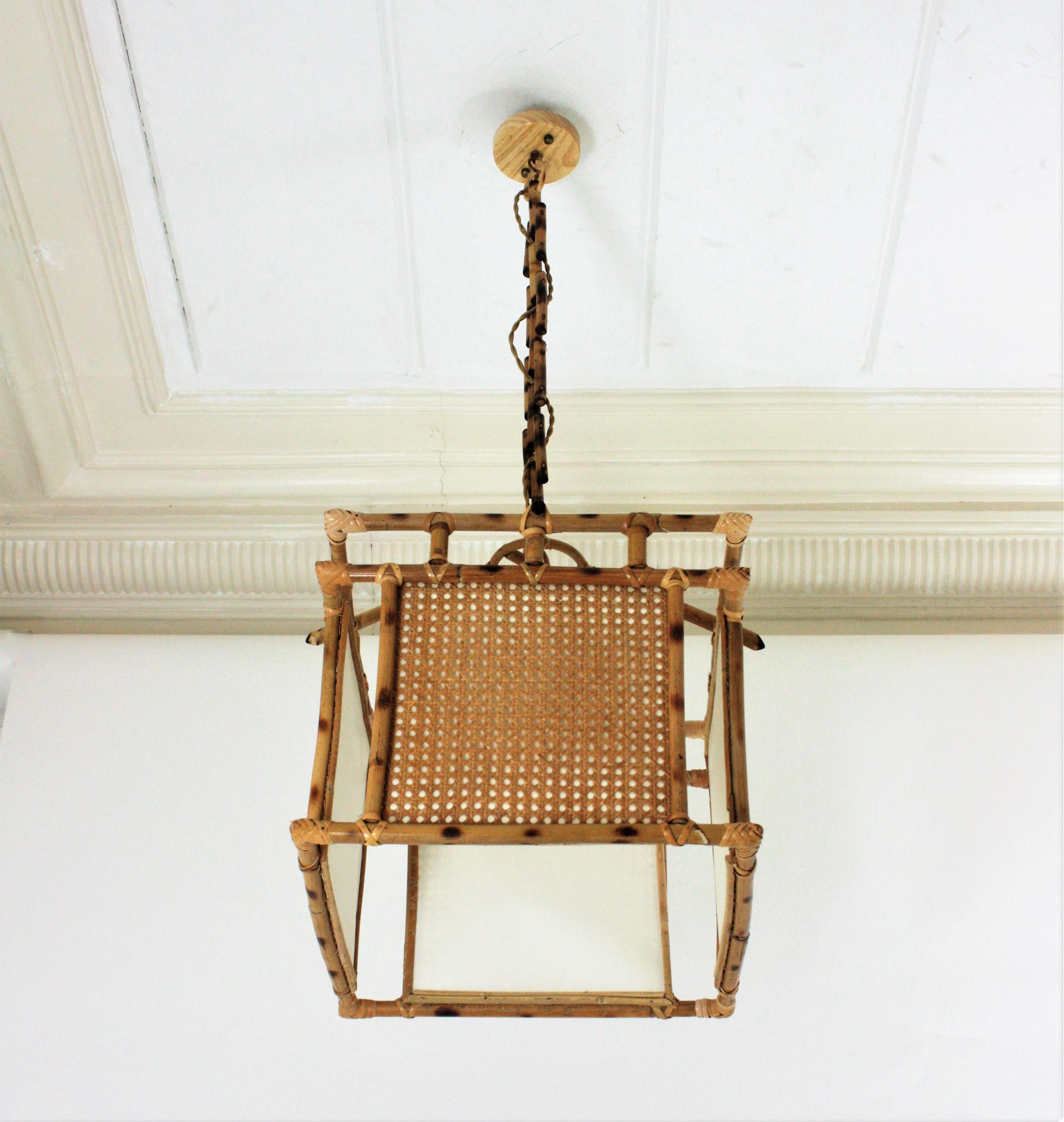 Large Spanish Rattan Wicker Wire Pendant Lantern Chinoiserie Inspired, 1960s For Sale 2