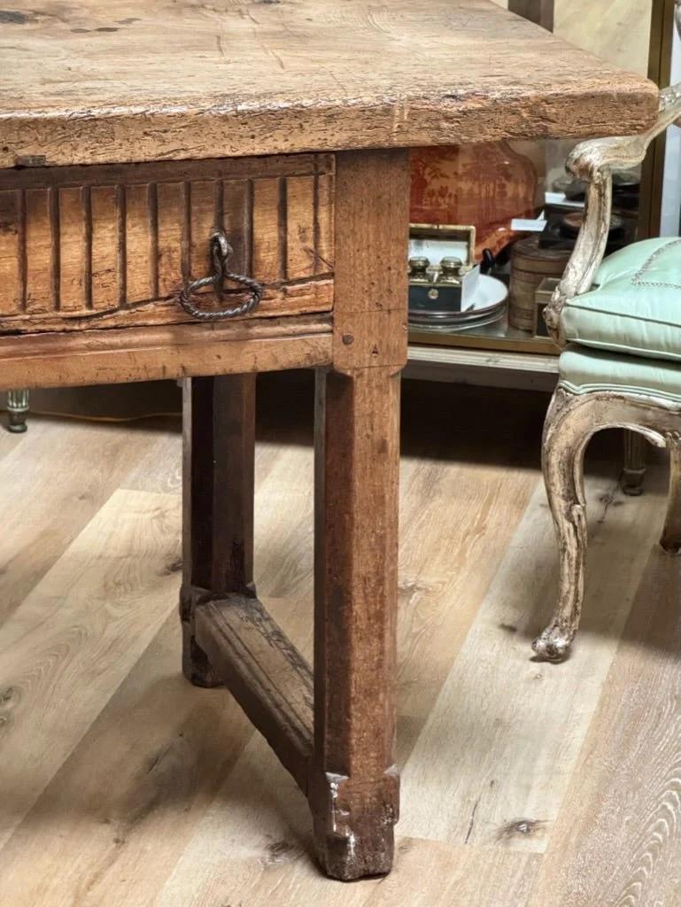 18th Century and Earlier Large Spanish Baroque Table or Buffet Server, Walnut 17th C.