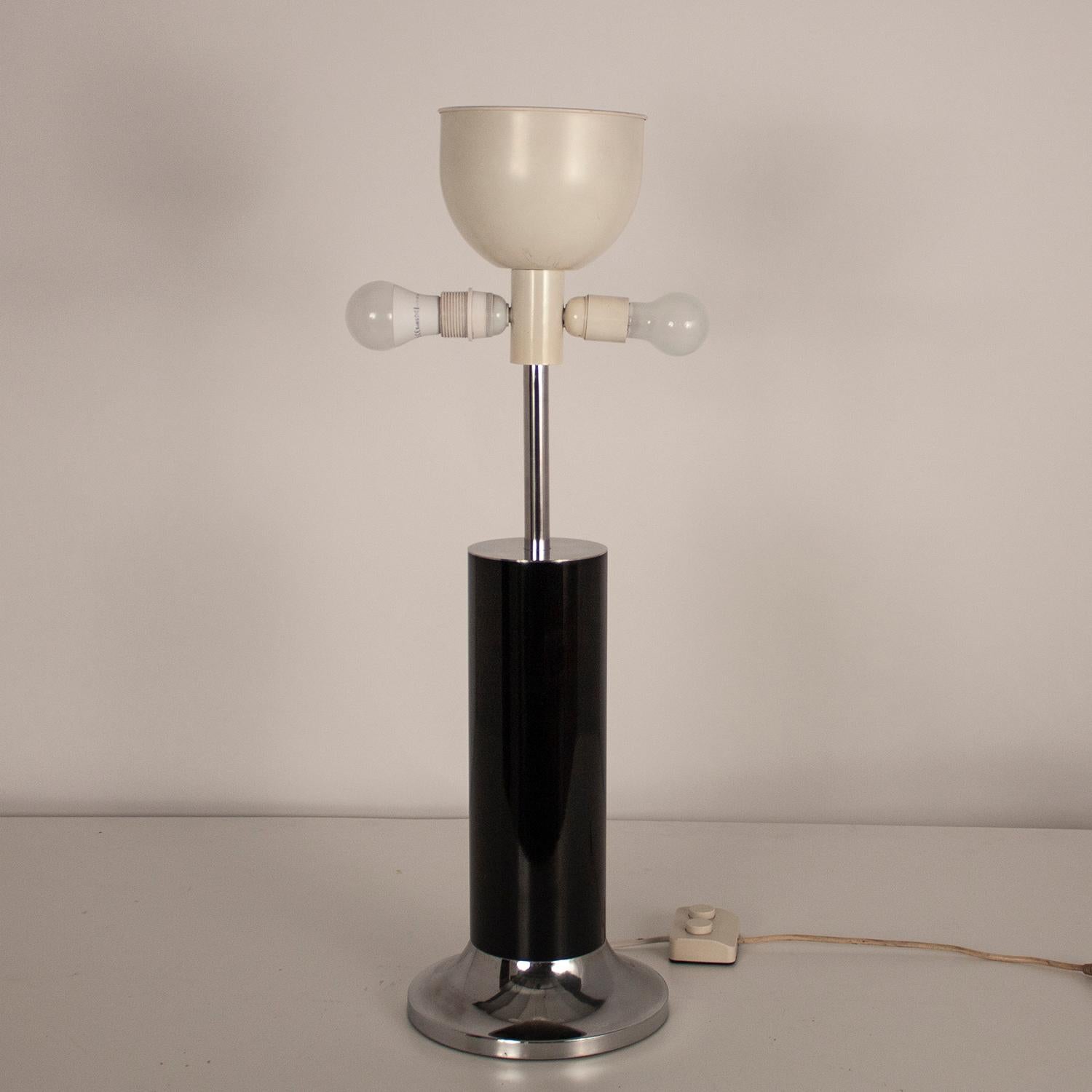 Fabric Large Reggiani Table Lamp Chrome and Black Enameled Metal, 1970s For Sale