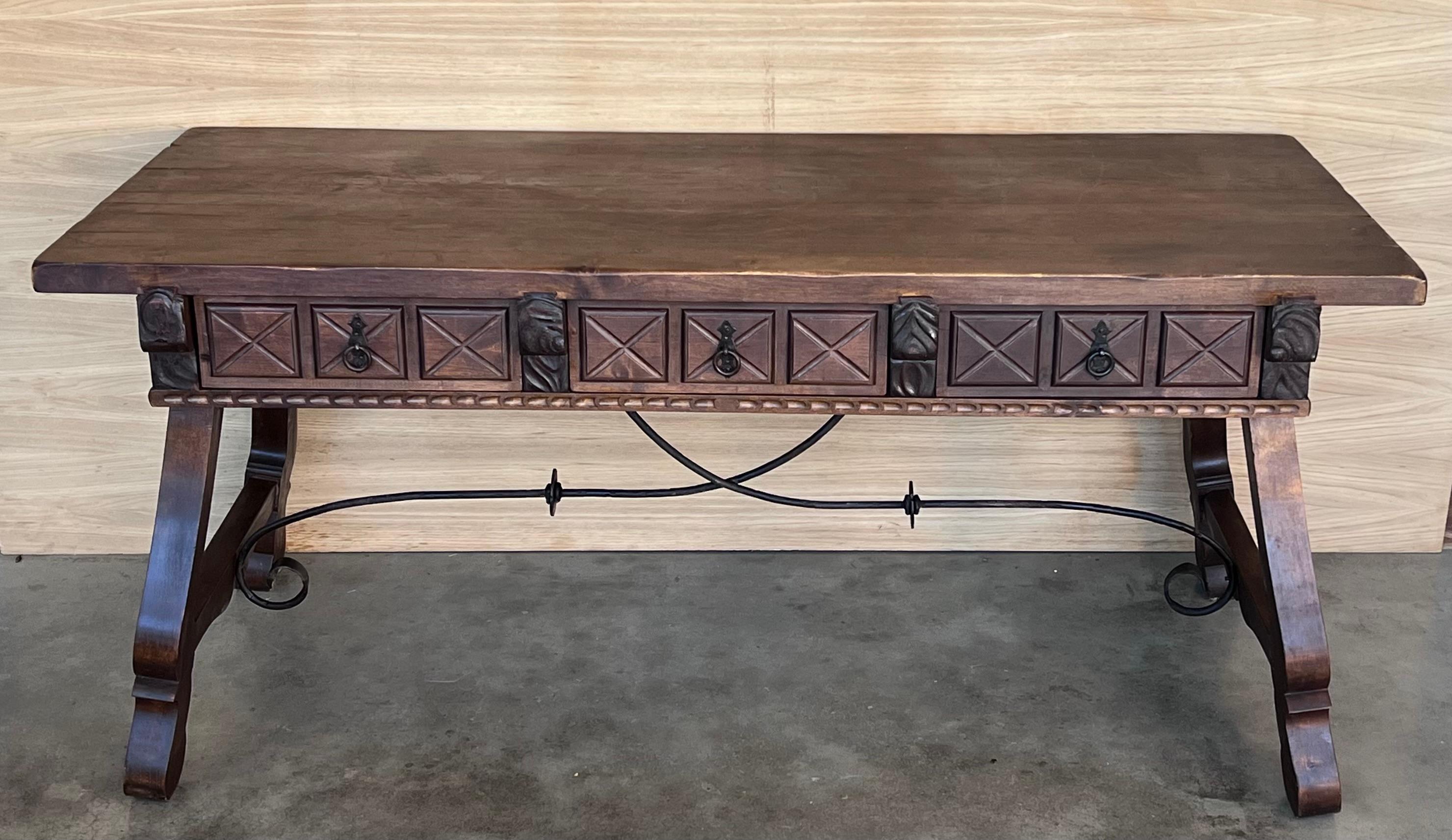 Large Spanish Two Faces Baroque Style Oak Library Table or Center table In Good Condition In Miami, FL