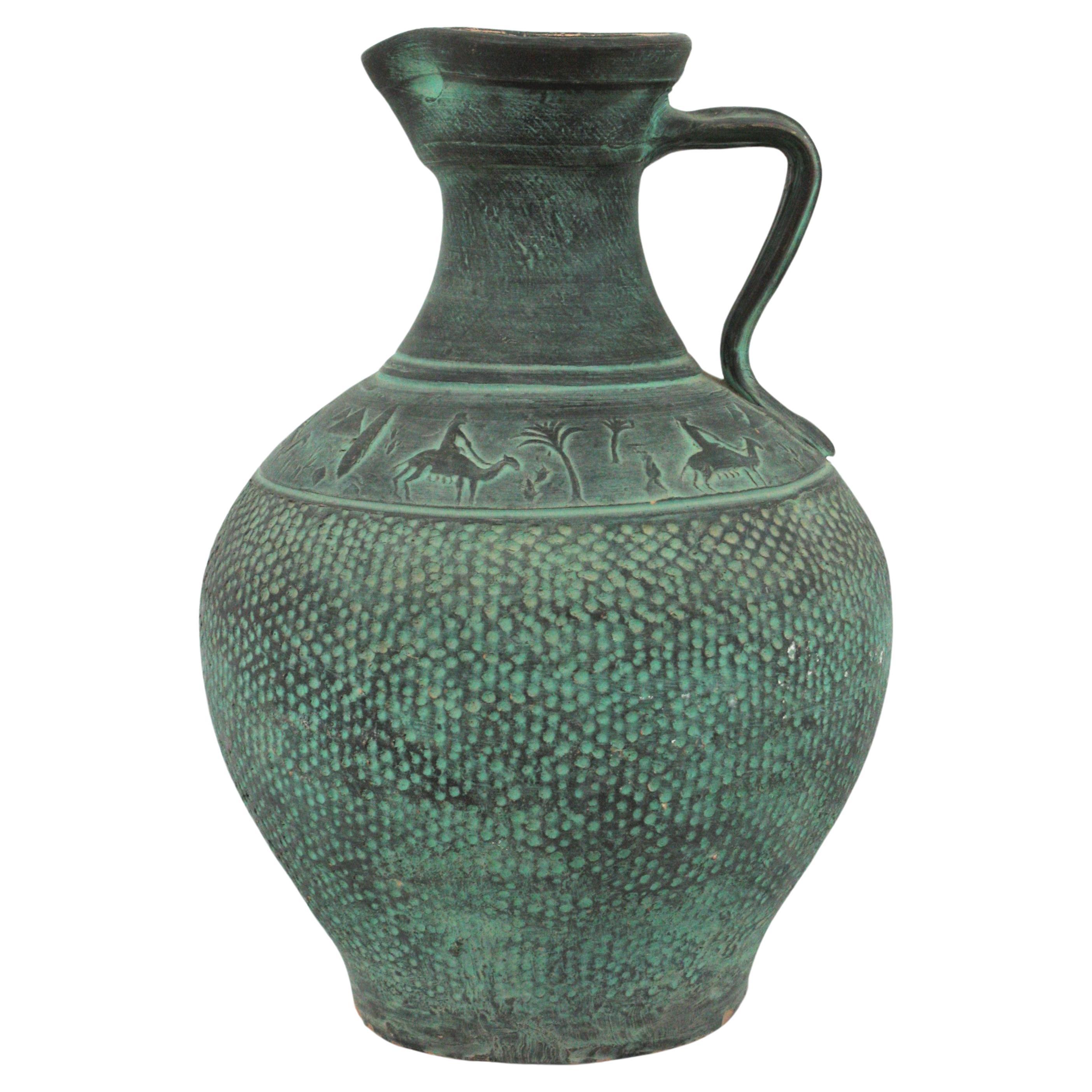 Grande cruche espagnole en terre cuite verte, années 1950