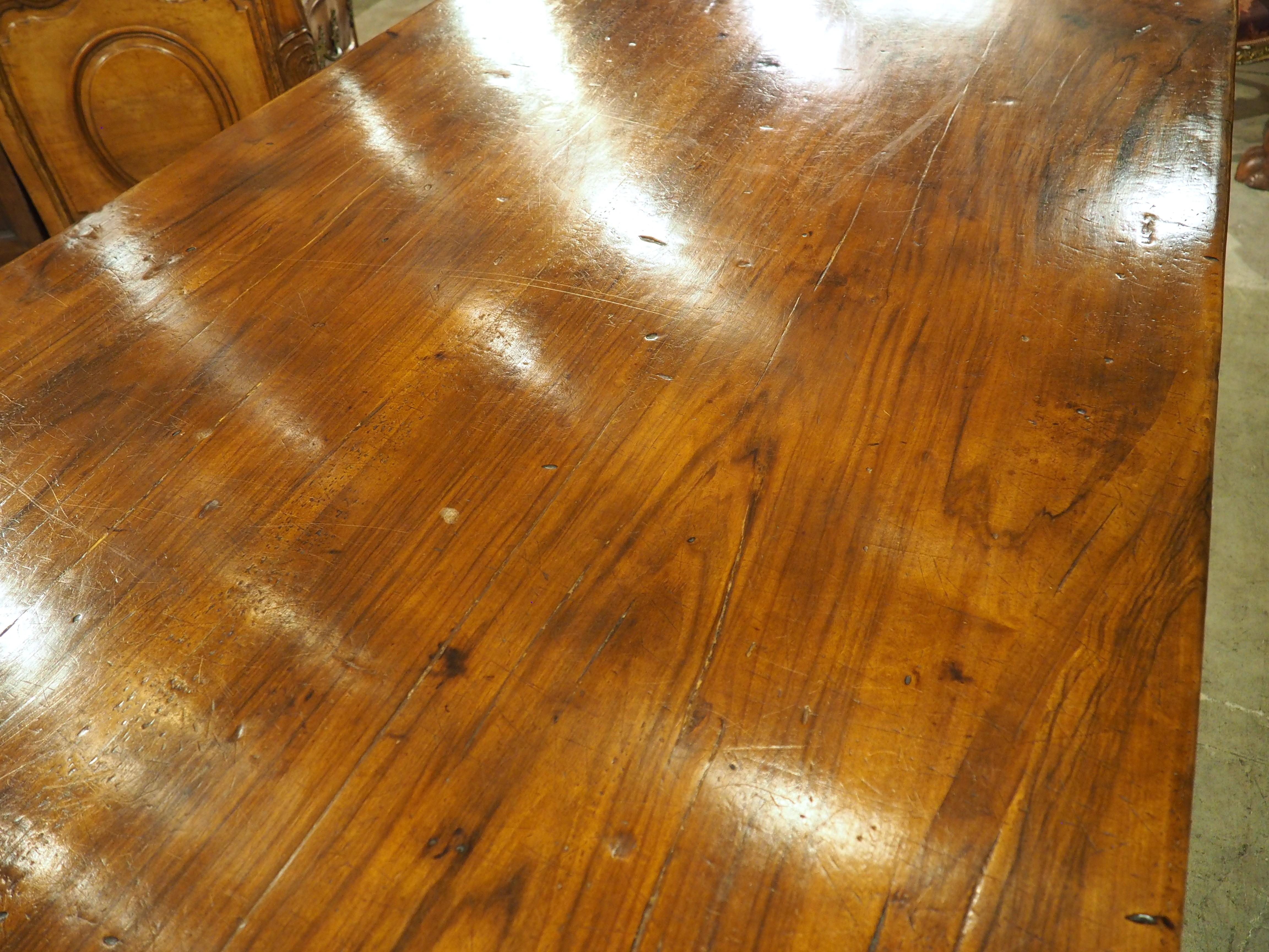 Large Spanish Walnut Dining Table With Wide Open Lyre Legs, Circa 1900 en venta 7