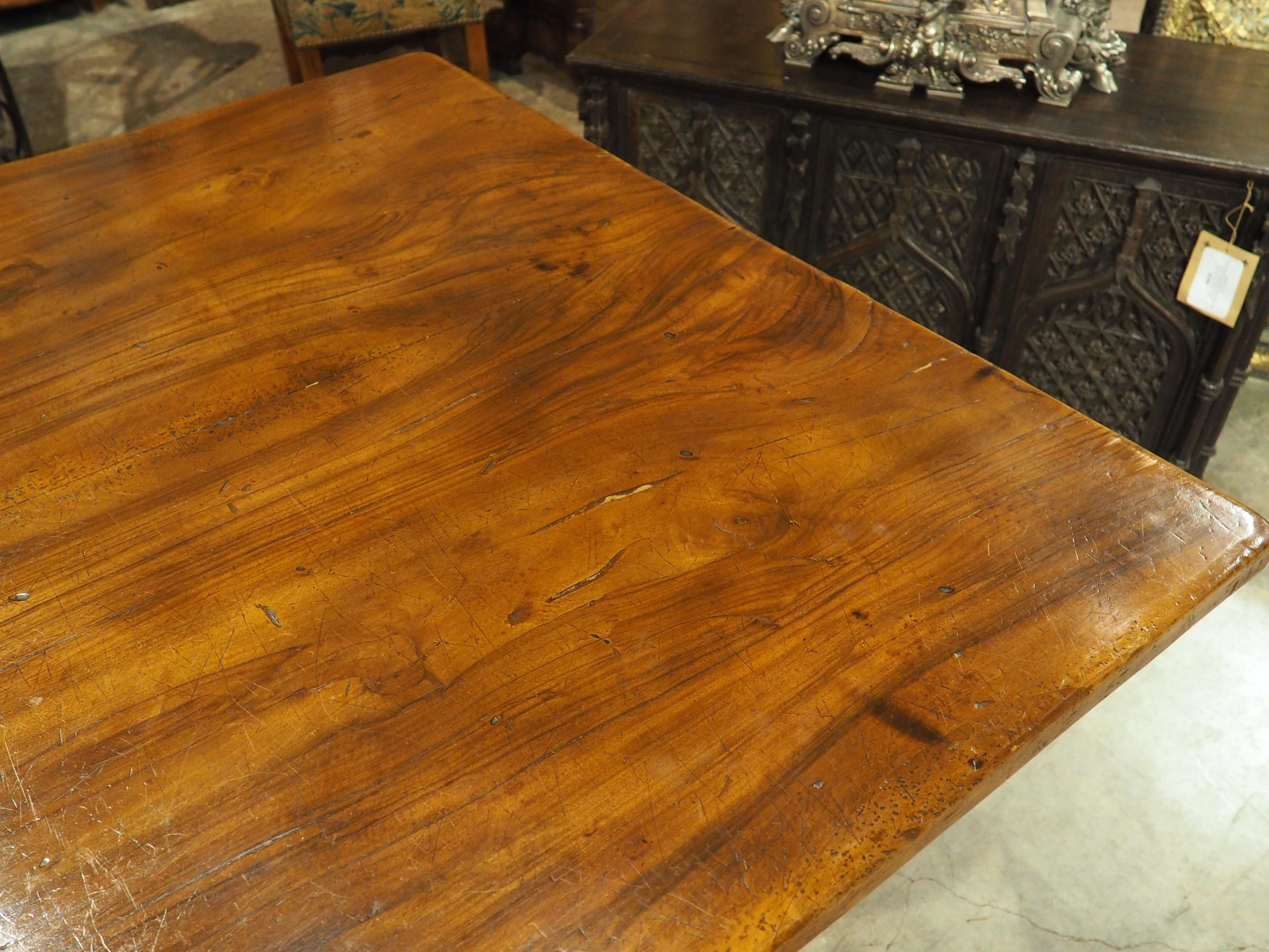 Large Spanish Walnut Dining Table With Wide Open Lyre Legs, Circa 1900 Metal en venta