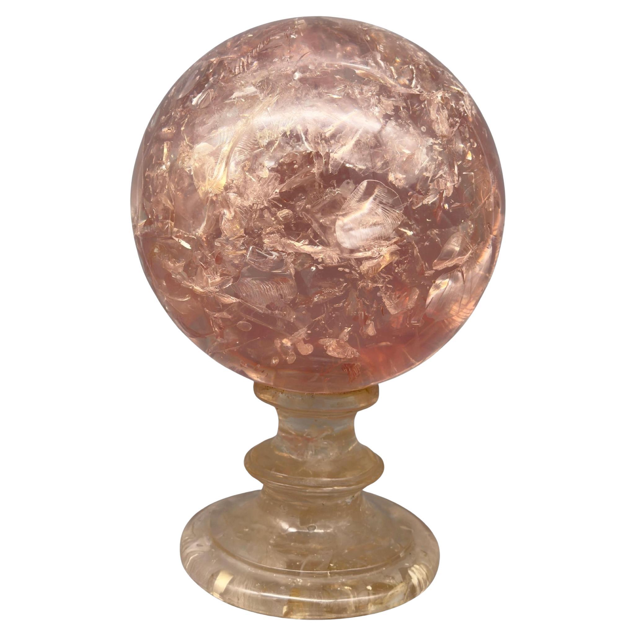Gran esfera sobre pedestal de resina fractal de Pierre Giraudon, Francia, hacia 1970