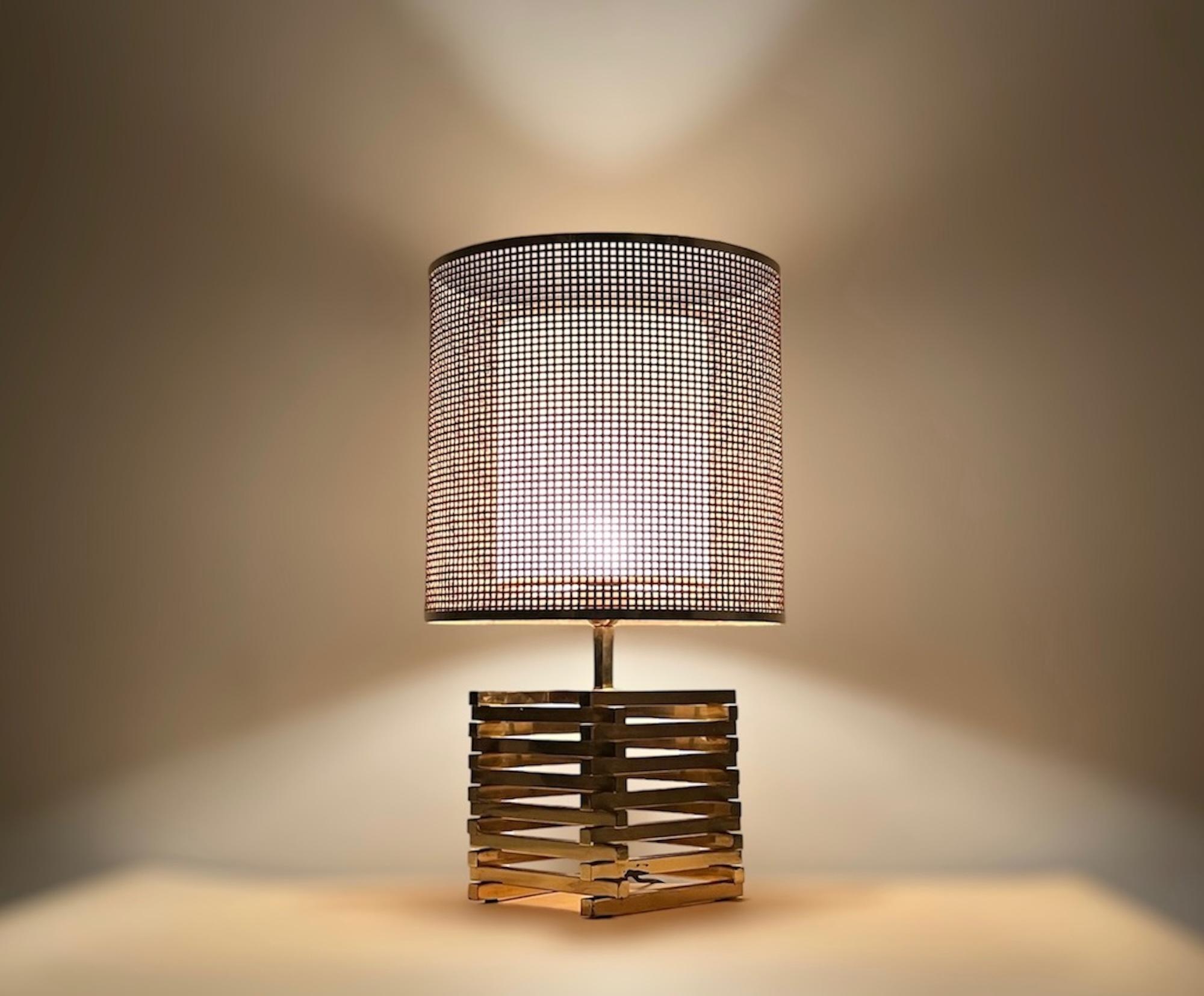 Mid-Century Modern Amazing Vintage Table Lamp 'Spiga' in Heavy Brass by Enrico Tronconi, 1960s For Sale