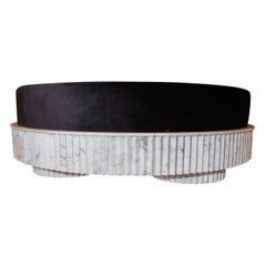 Ottomana grande Spike in velluto nero e marmo di Carrara di Nick Maltese