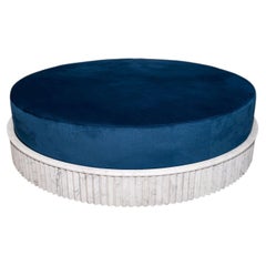 Ottomana grande in velluto blu Spike e marmo di Carrara di Nick Maltese