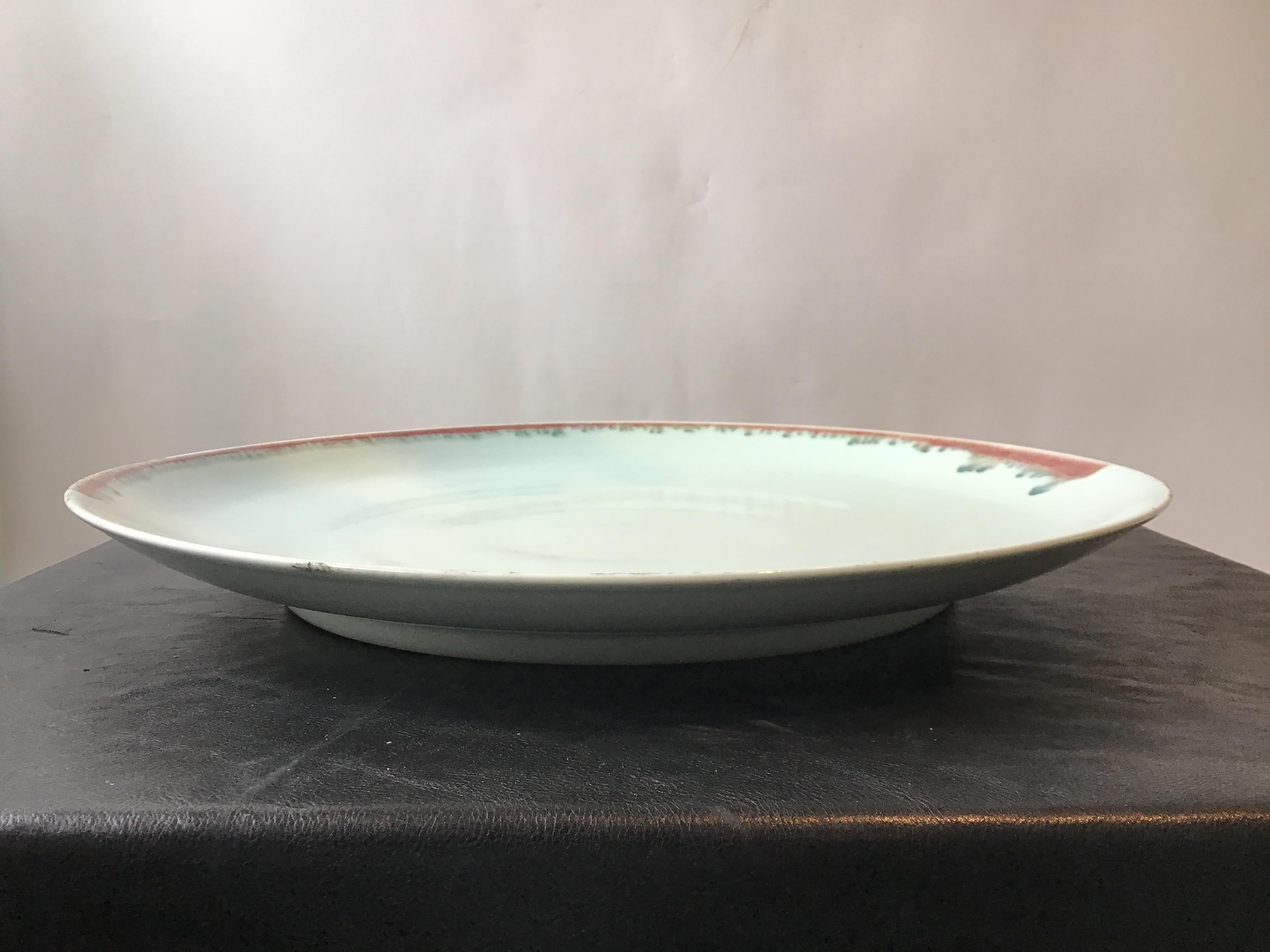 Large Spin Ceramics Dish with Red Accents For Sale 1