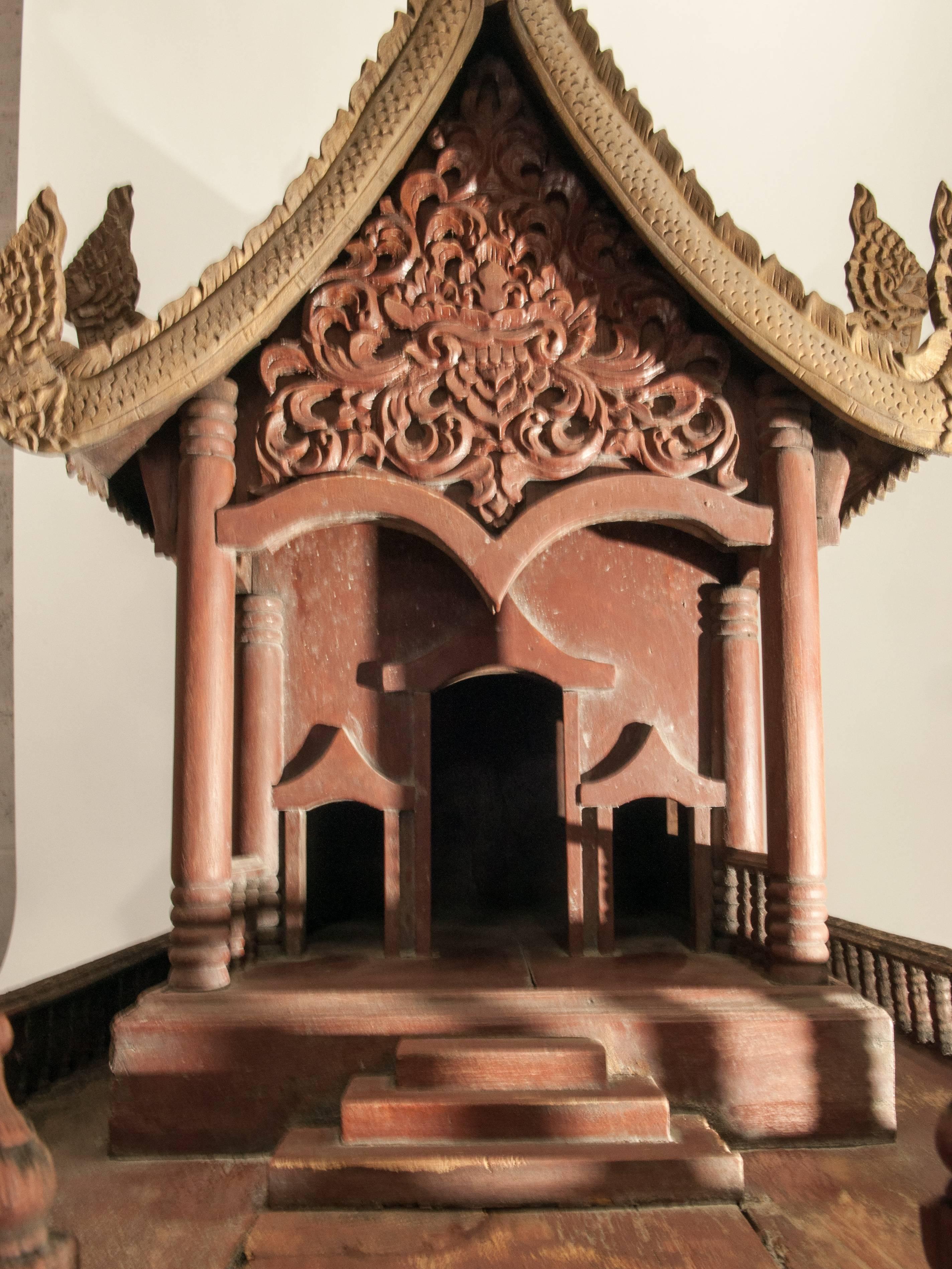 Large Spirit House from Northern Thailand, Teak, Mid-20th Century 4