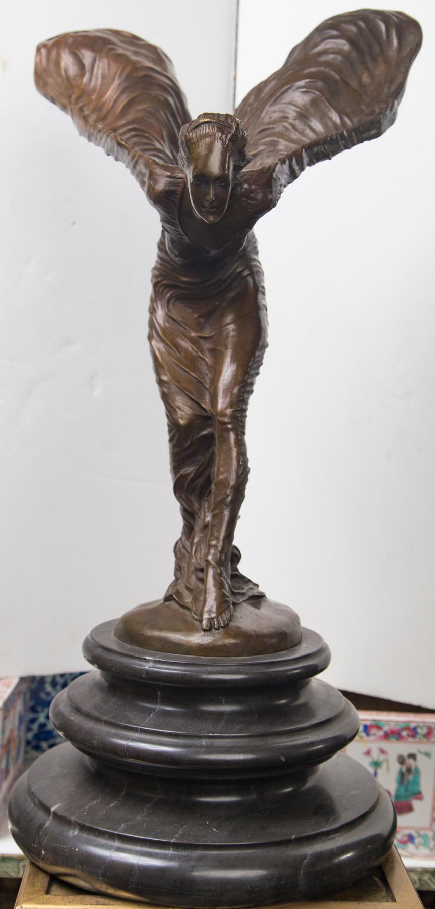 Britannique Grande statue en bronze « Spirit of Ecstasy »