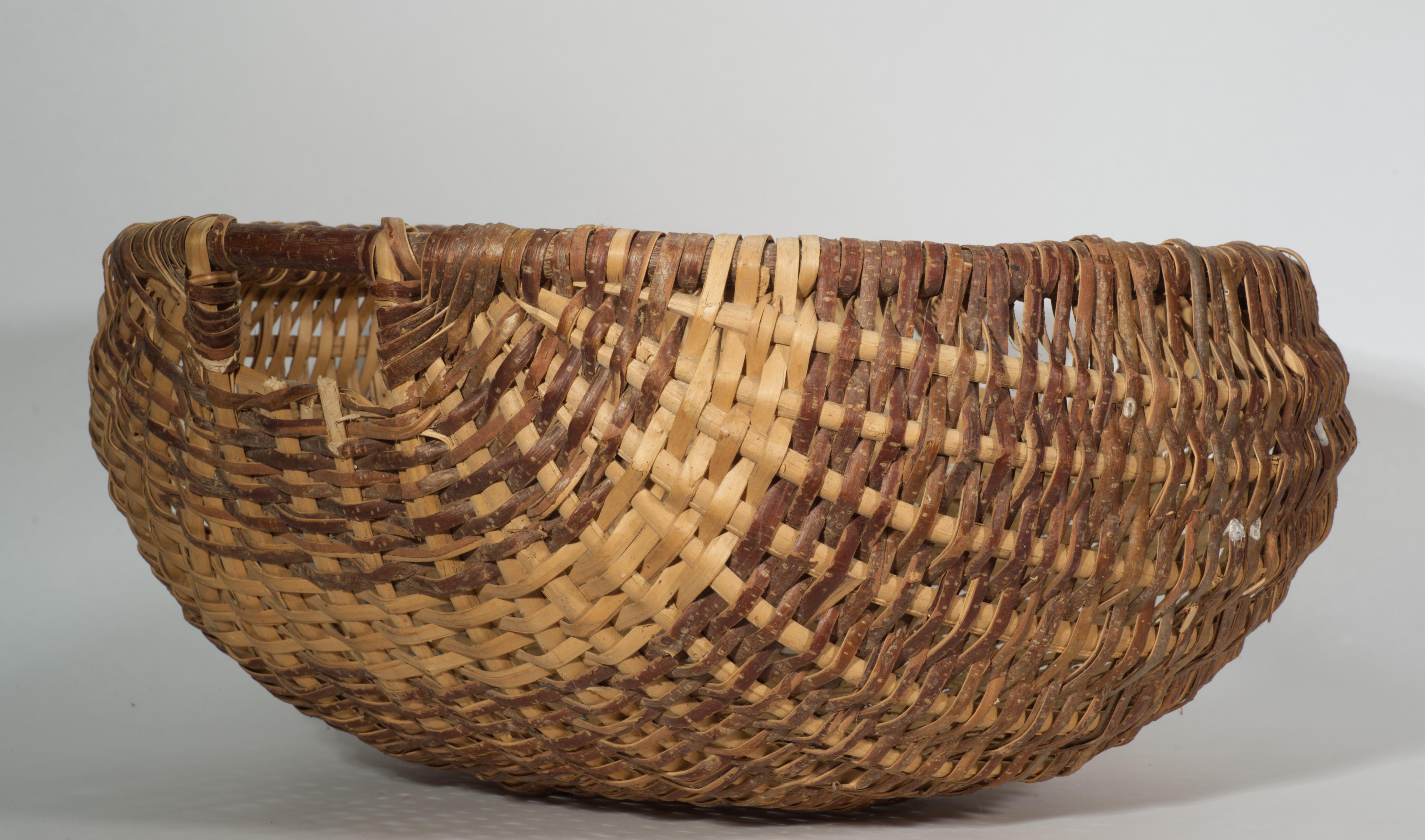 Hand-Crafted Large Split Oak American Spale Gathering Basket For Sale